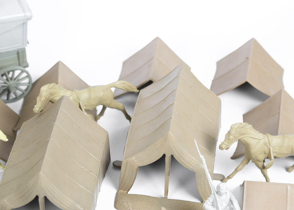 Vintage Marx 1960s Era "Blue & Gray" Battle Set