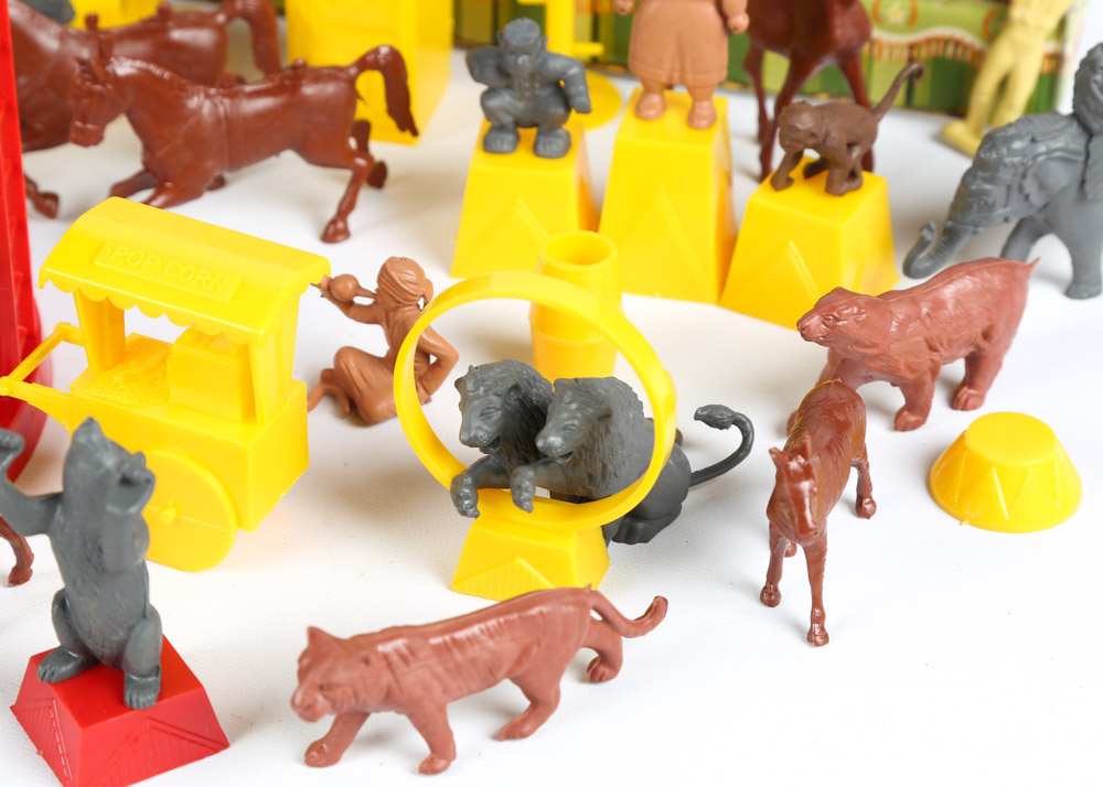 Vintage Marx 1950s Era "Super Circus" Model 4320 Play Set