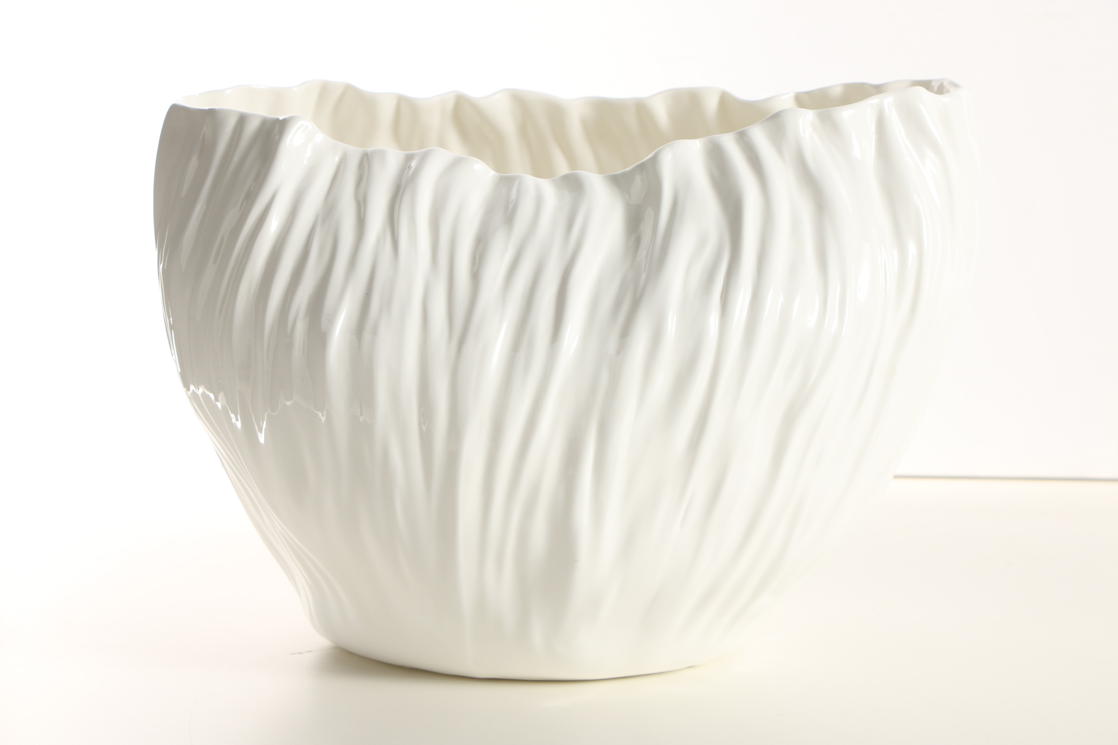 Xie Dong Porcelain Vessel "Adelaide II"