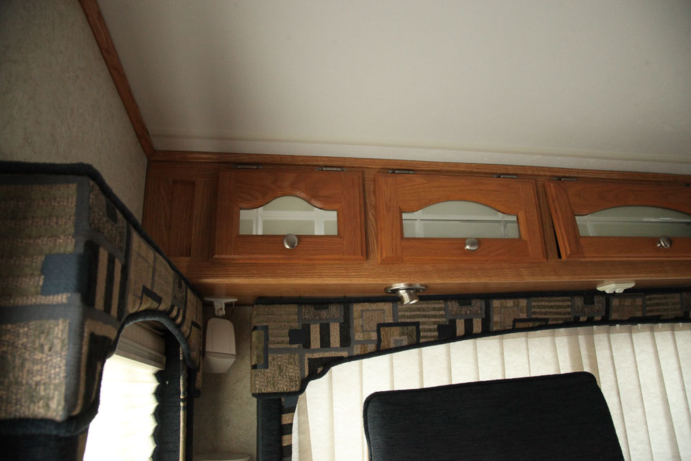 2004 Glendale Titanium 28E33SB Fifth Wheel Travel Trailer