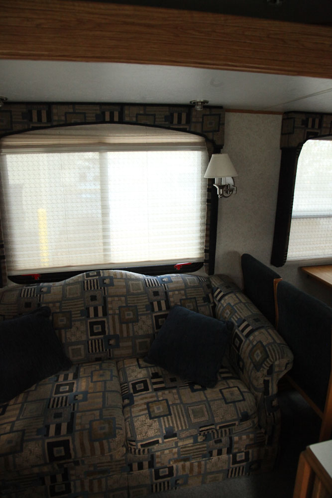 2004 Glendale Titanium 28E33SB Fifth Wheel Travel Trailer