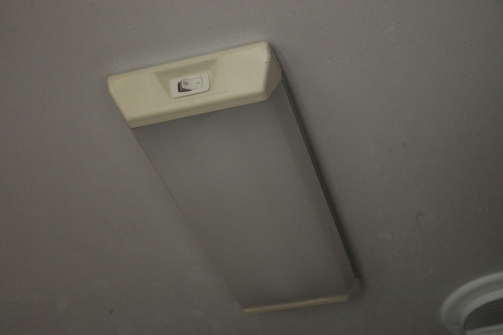 2004 Glendale Titanium 28E33SB Fifth Wheel Travel Trailer