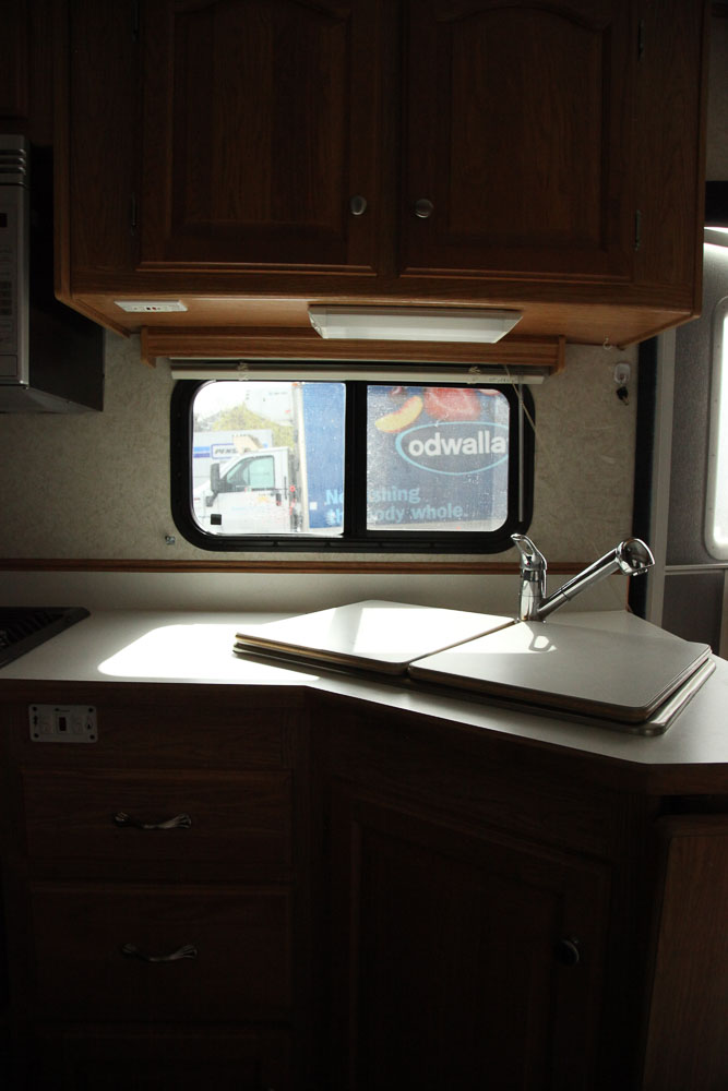 2004 Glendale Titanium 28E33SB Fifth Wheel Travel Trailer