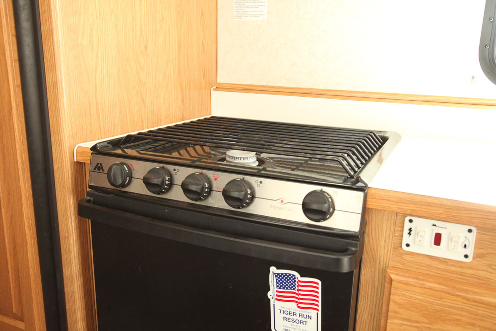 2004 Glendale Titanium 28E33SB Fifth Wheel Travel Trailer