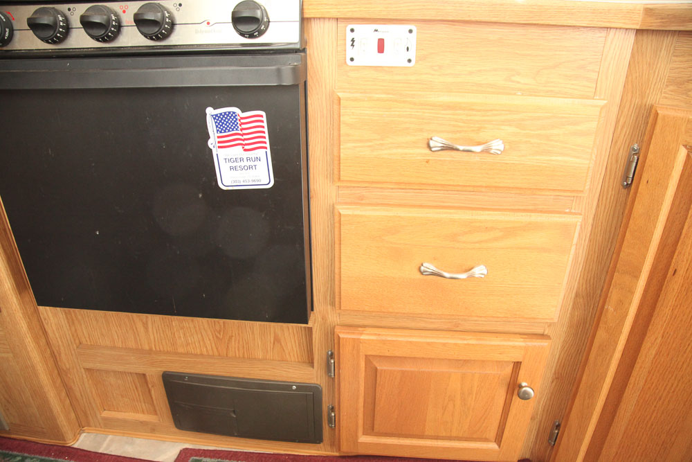 2004 Glendale Titanium 28E33SB Fifth Wheel Travel Trailer