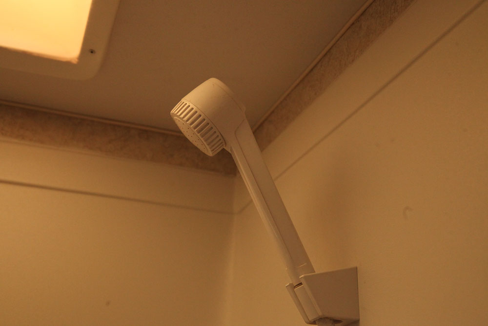 2004 Glendale Titanium 28E33SB Fifth Wheel Travel Trailer