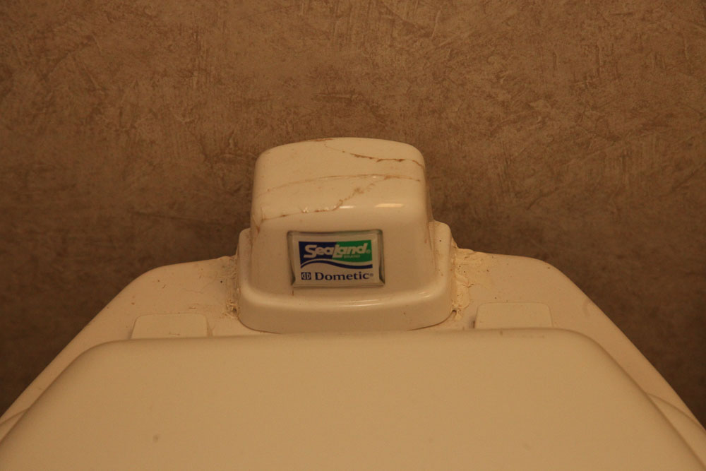 2004 Glendale Titanium 28E33SB Fifth Wheel Travel Trailer