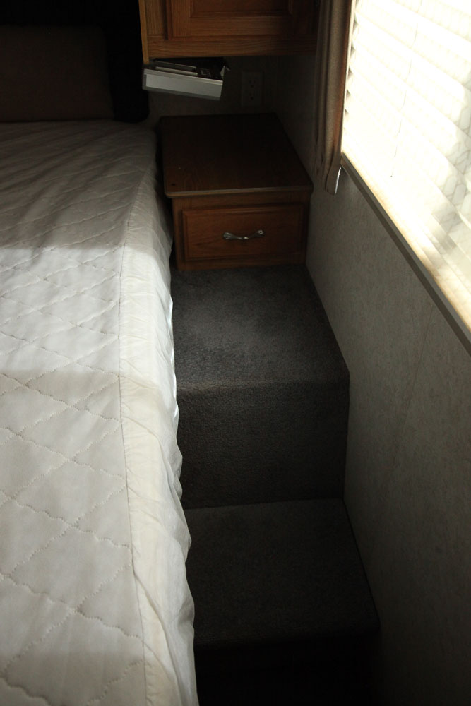 2004 Glendale Titanium 28E33SB Fifth Wheel Travel Trailer