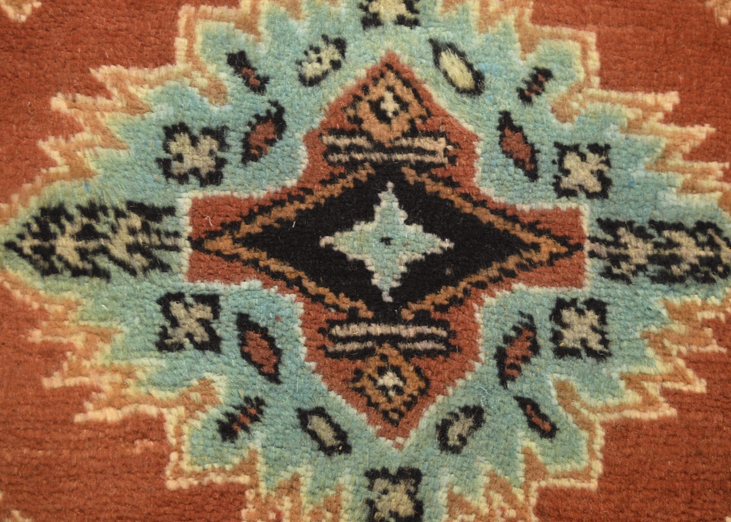Hand-knotted Pak-Kazak Carpet Runner