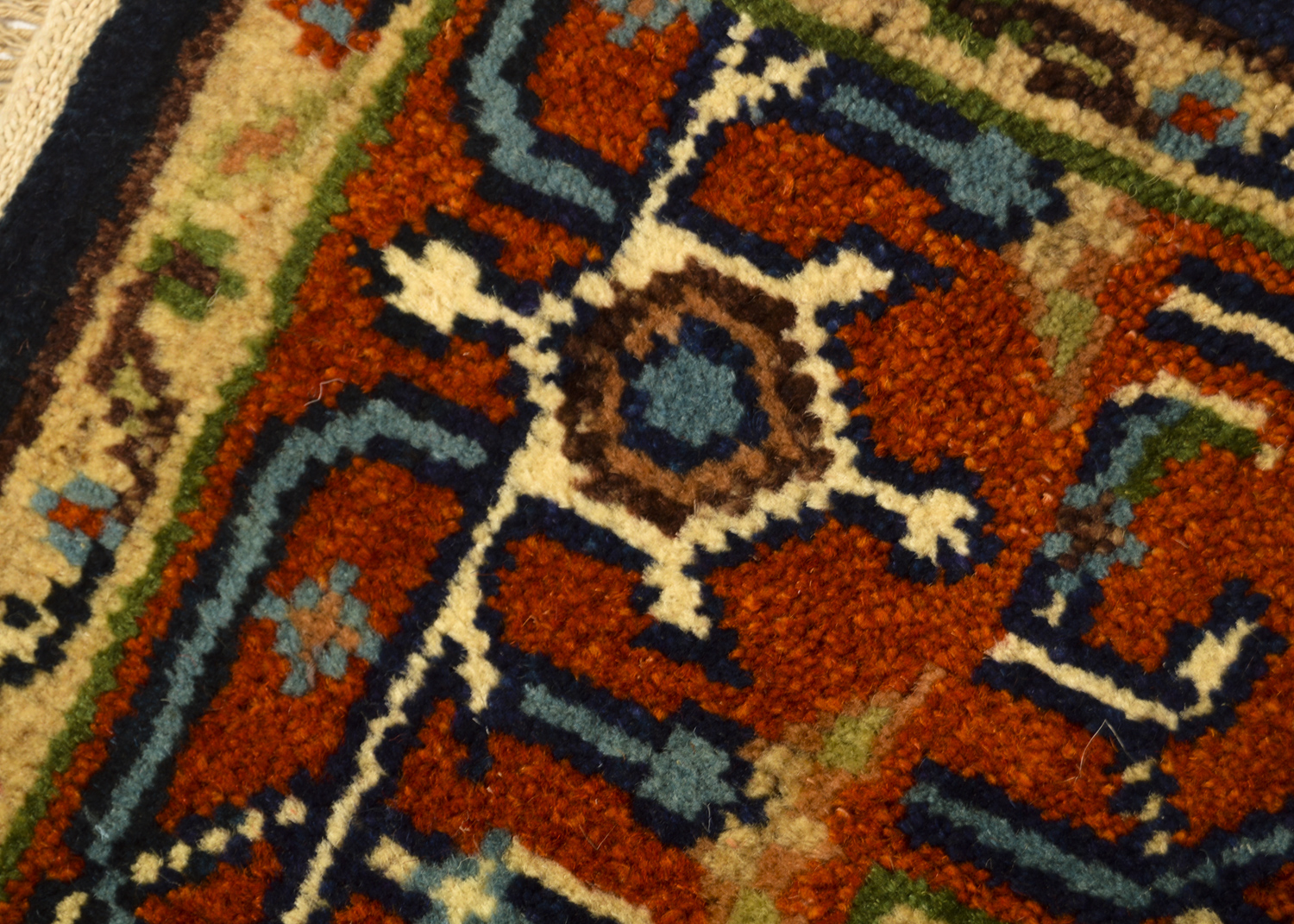 Hand-Knotted Indo-Heriz Area Rug