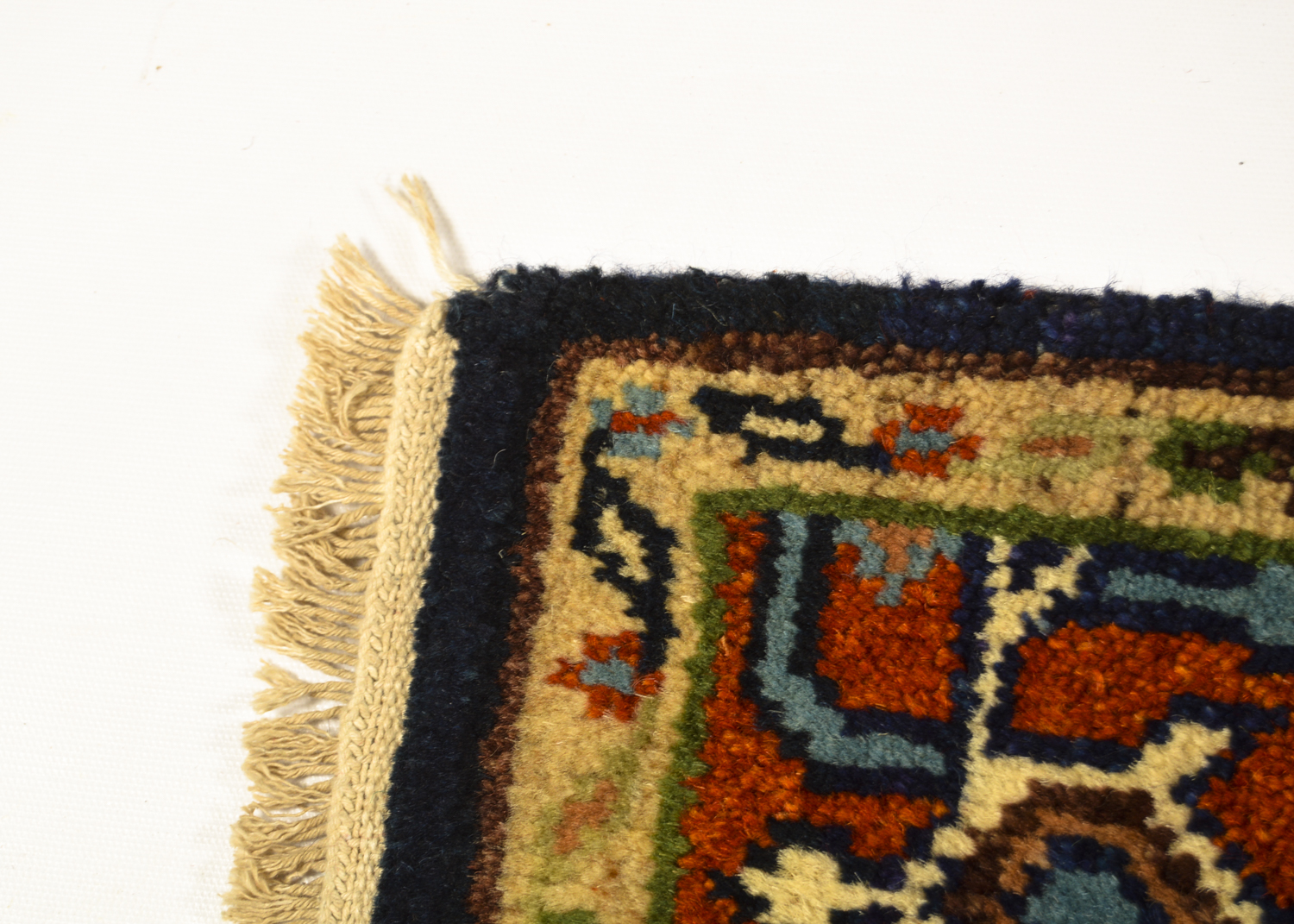 Hand-Knotted Indo-Heriz Area Rug