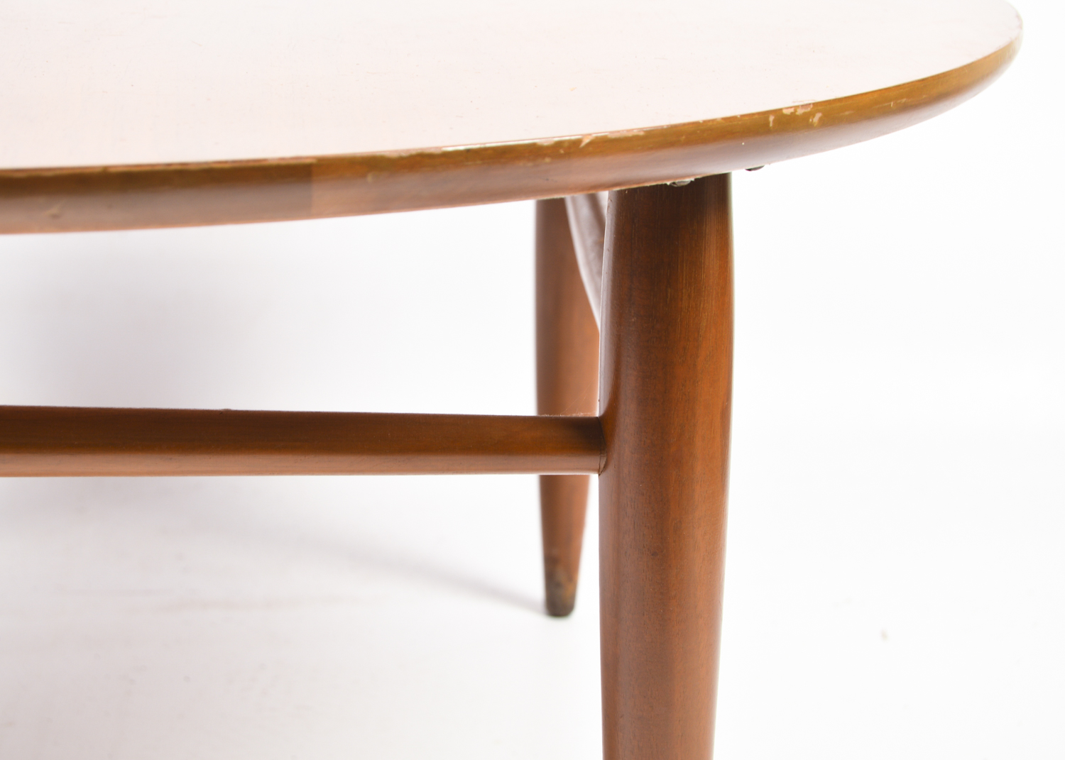 Mid Century Modern Mersman 8082 Round Coffee Table