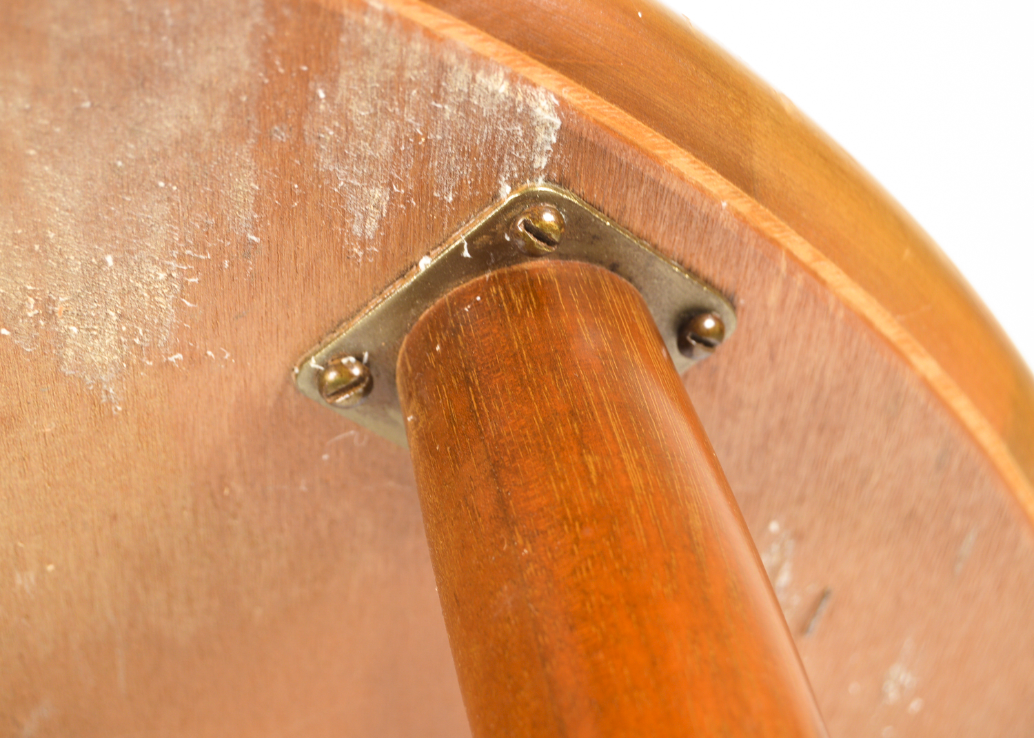 Mid Century Modern Mersman 8082 Round Coffee Table