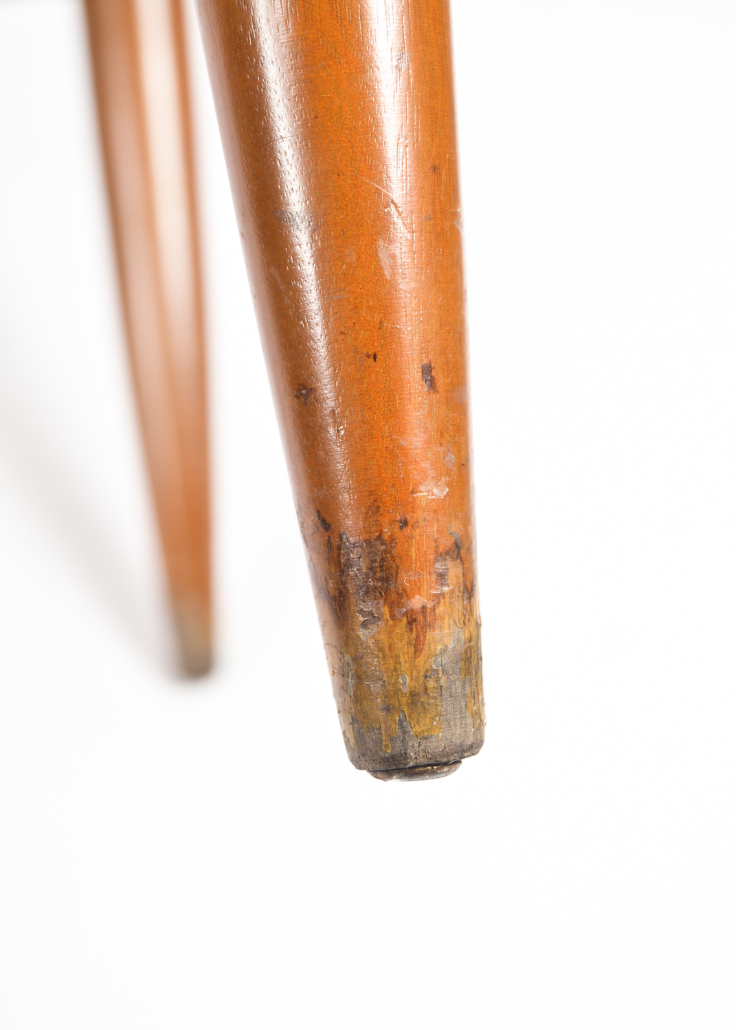 Mid Century Modern Mersman 8082 Round Coffee Table