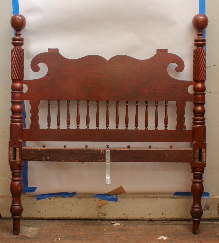 Louisville, Kentucky Federal Style Cannonball Rope Bed