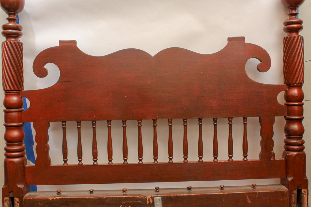 Louisville, Kentucky Federal Style Cannonball Rope Bed