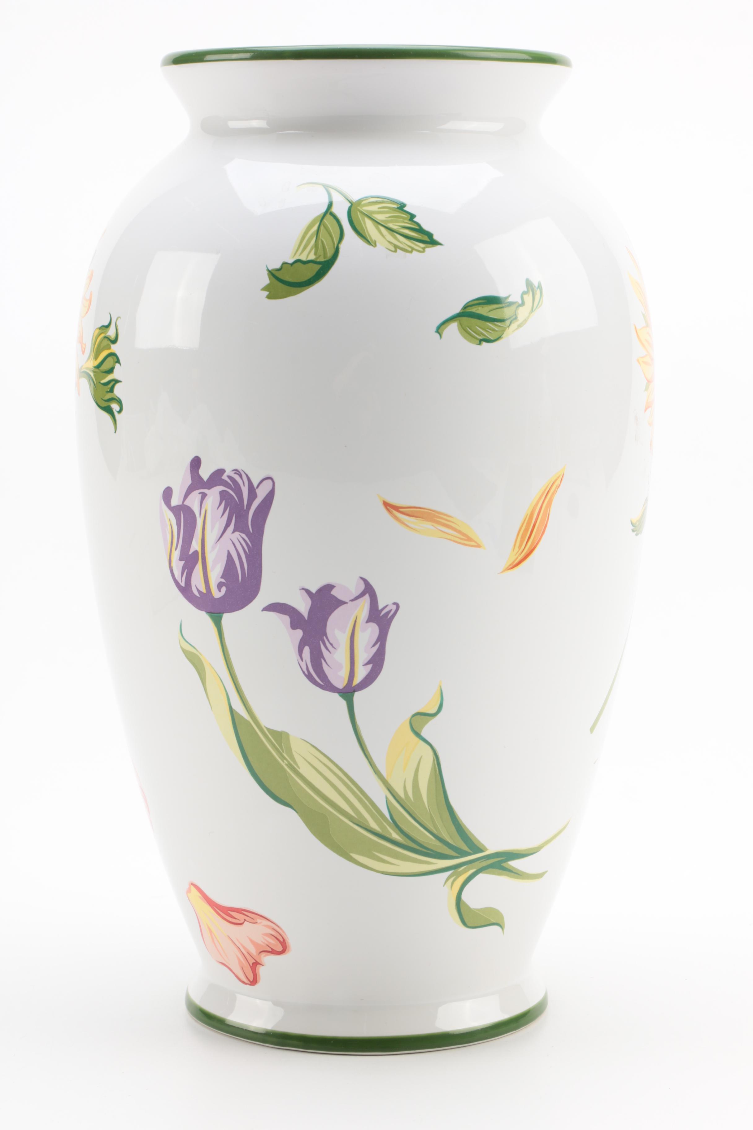 Tiffany & Co "Tiffany Petals" Vase