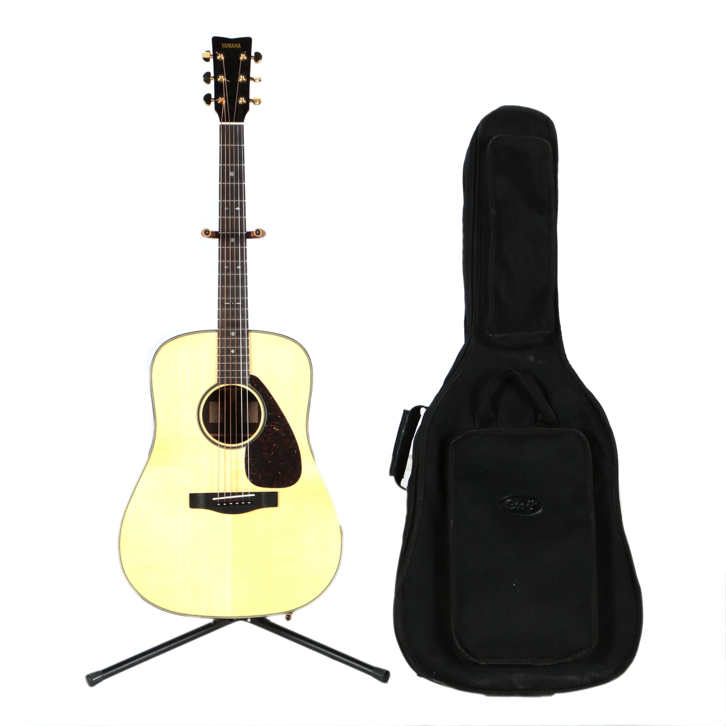 Yamaha DW-15 Dreadnought Acoustic Guitar with Gig Bag