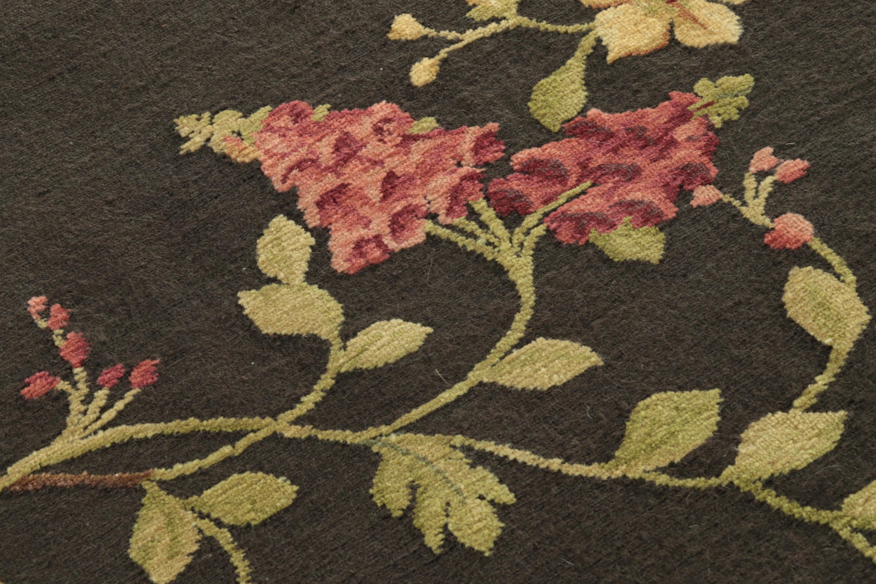 Woven Floral and Foliate Textured Wool Room Size Rug