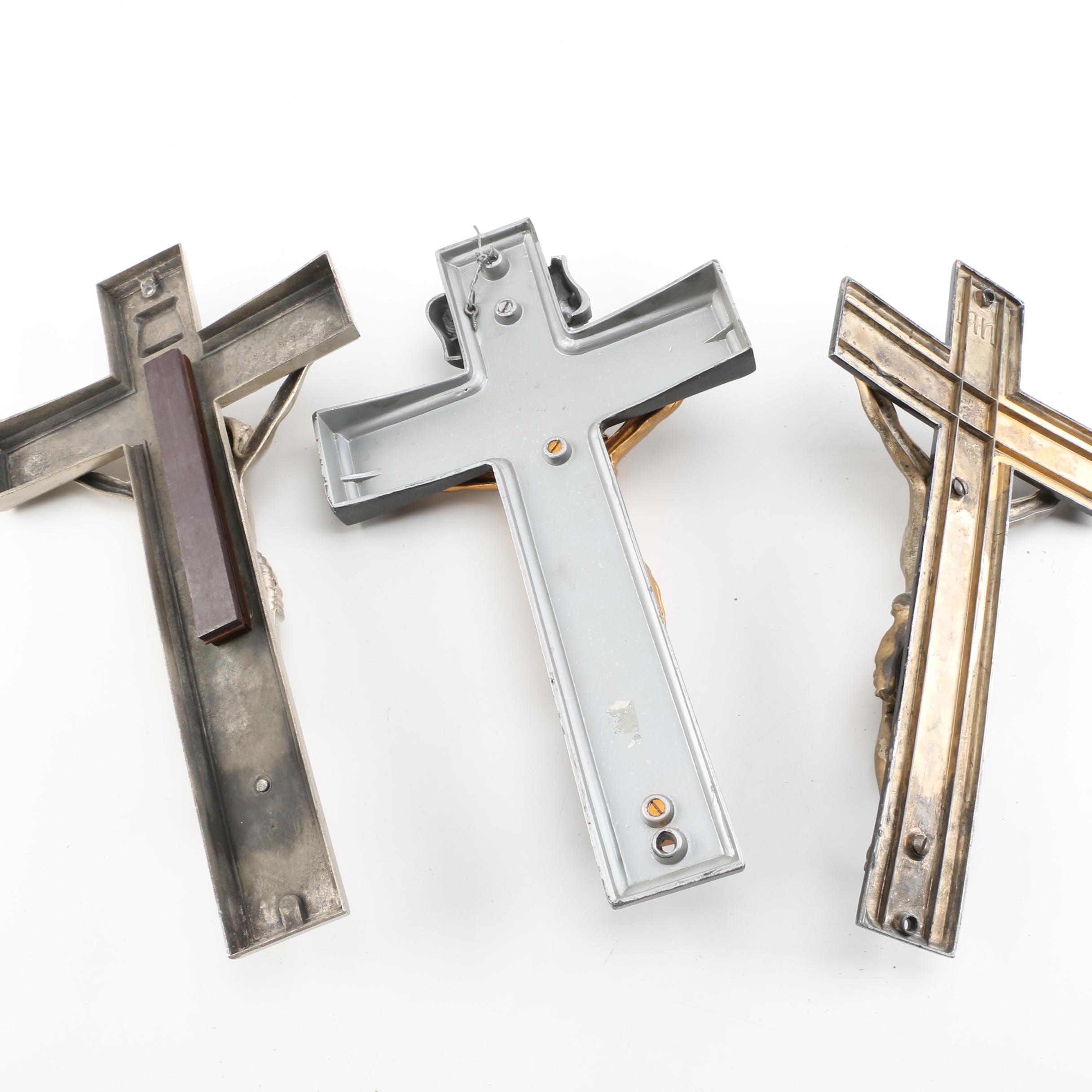 Metal Crucifix Wall Hangings