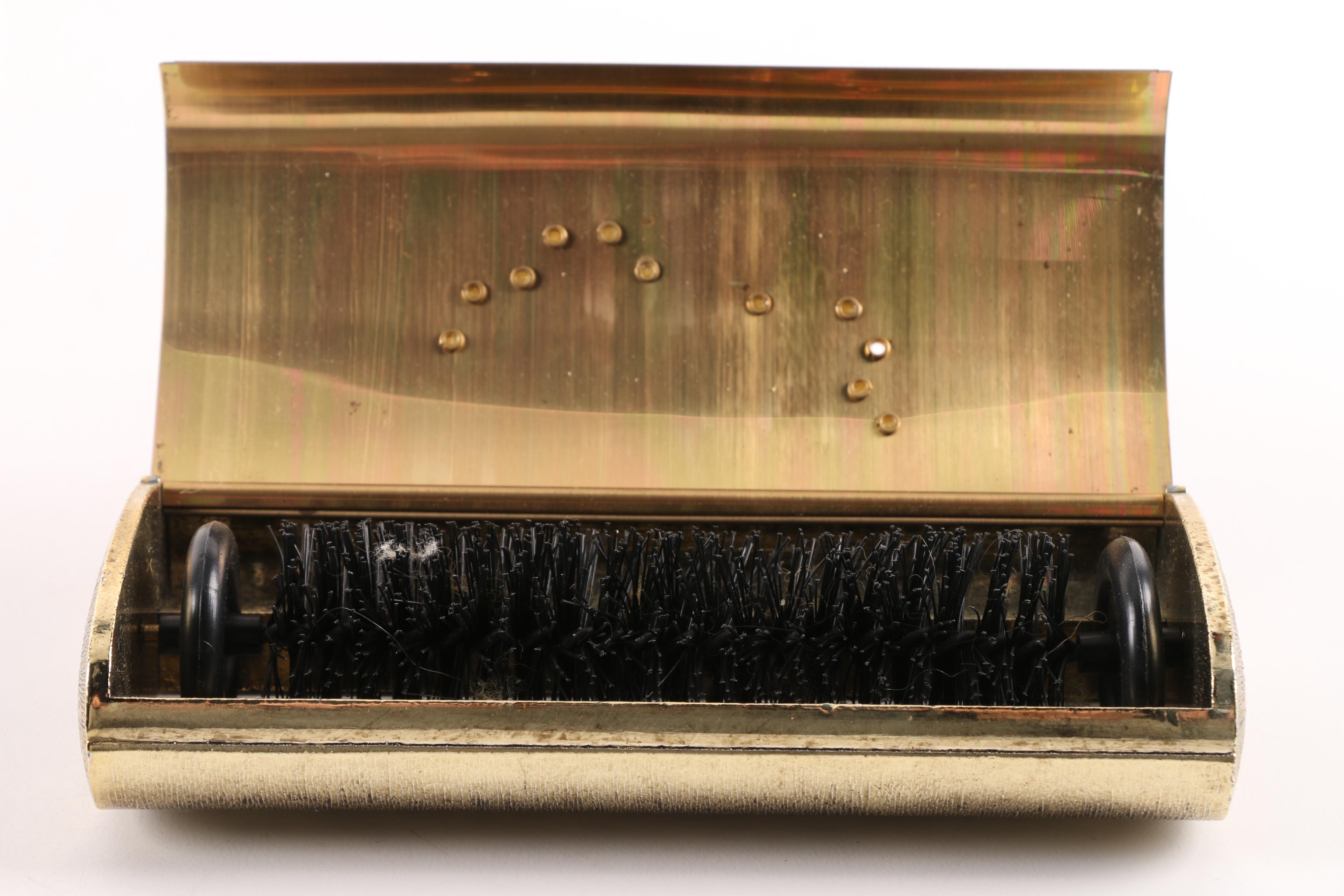 Metal Handheld Crumb Collector