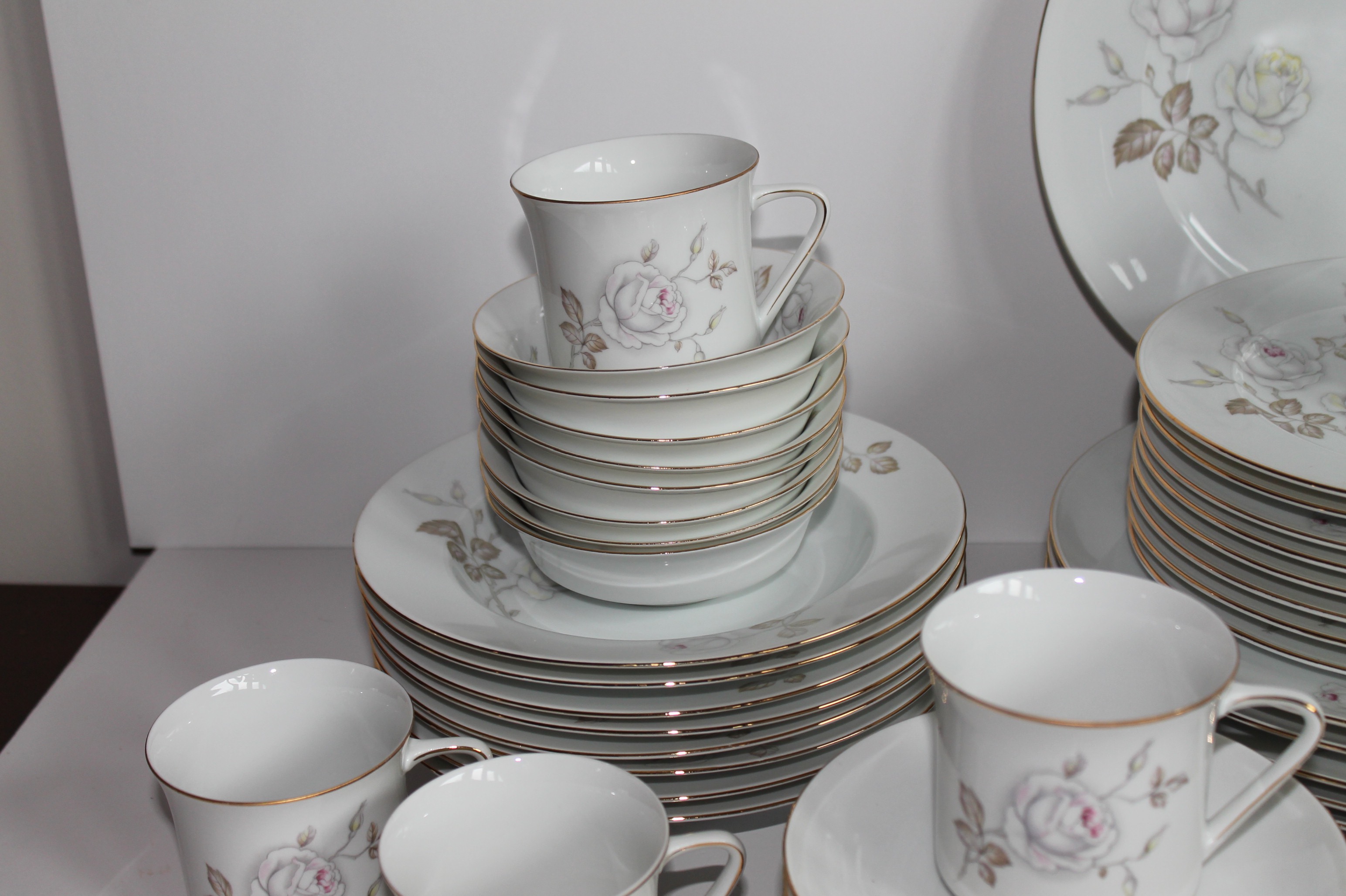 Johann Haviland Bavaria Fine China Set