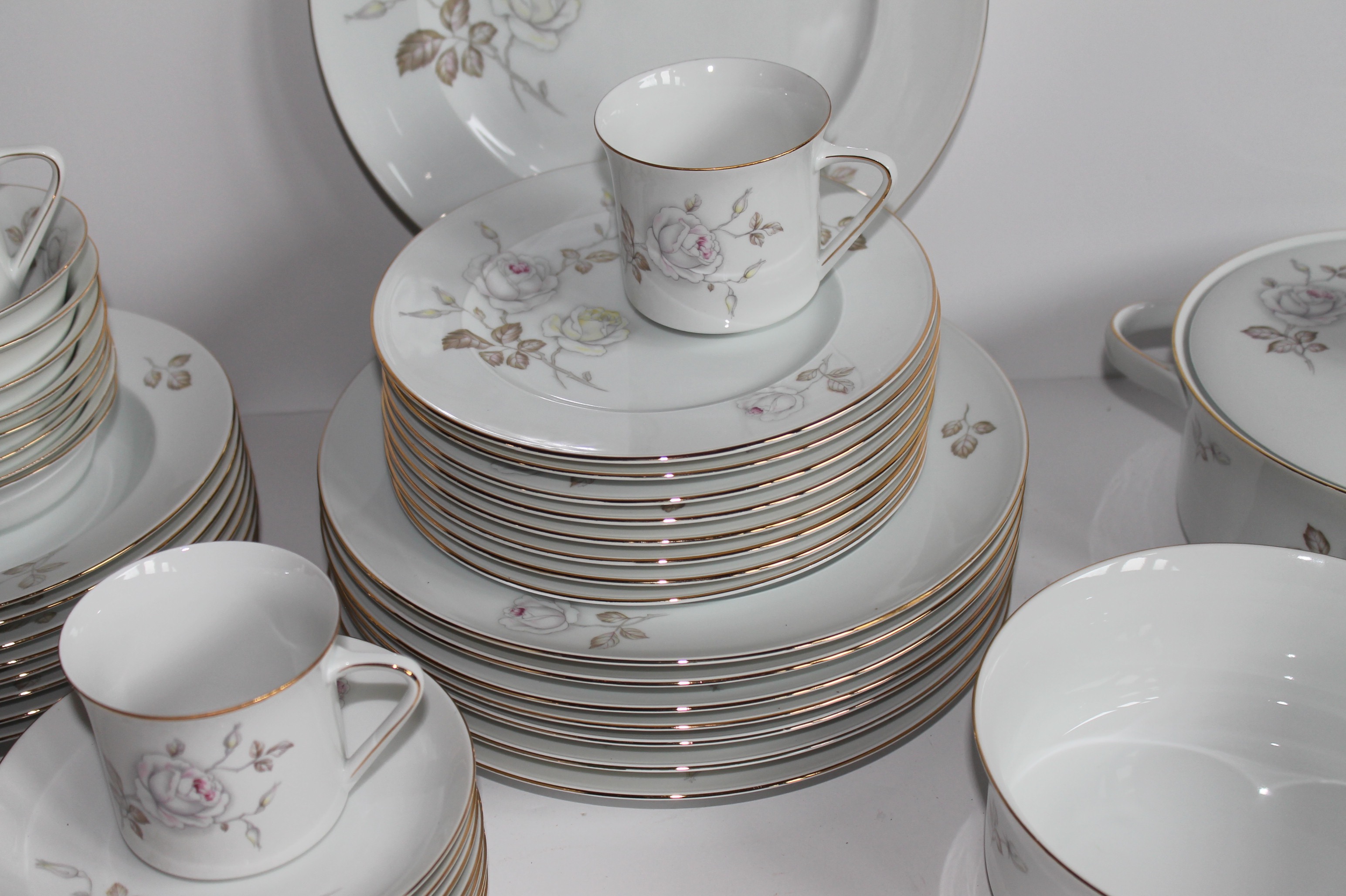 Johann Haviland Bavaria Fine China Set