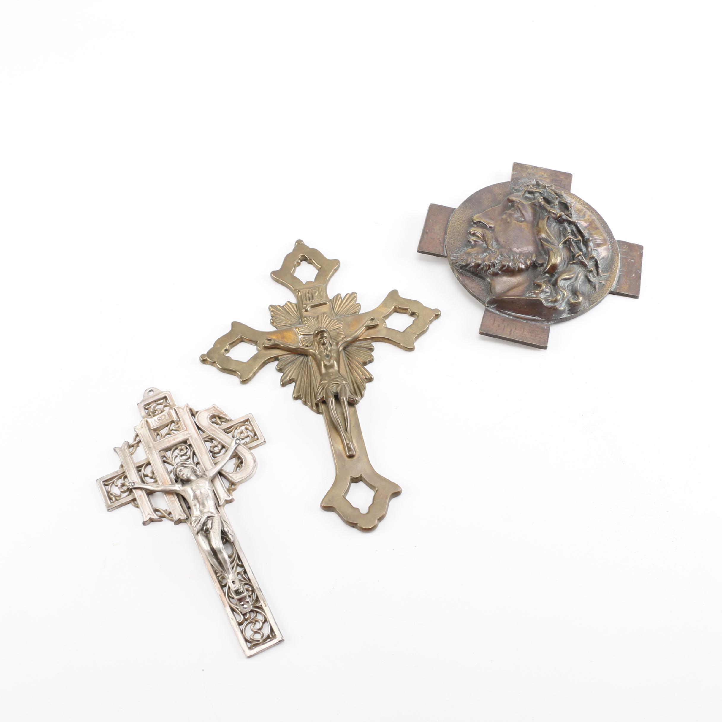 Metal Cross Decor