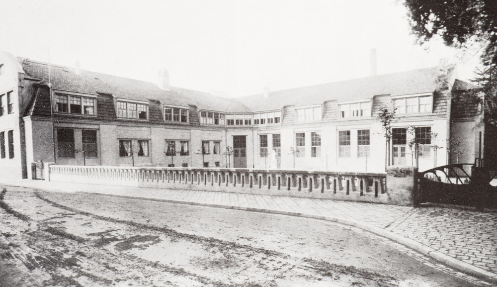 "The Bauhaus" by Hans M. Wingler Art Book