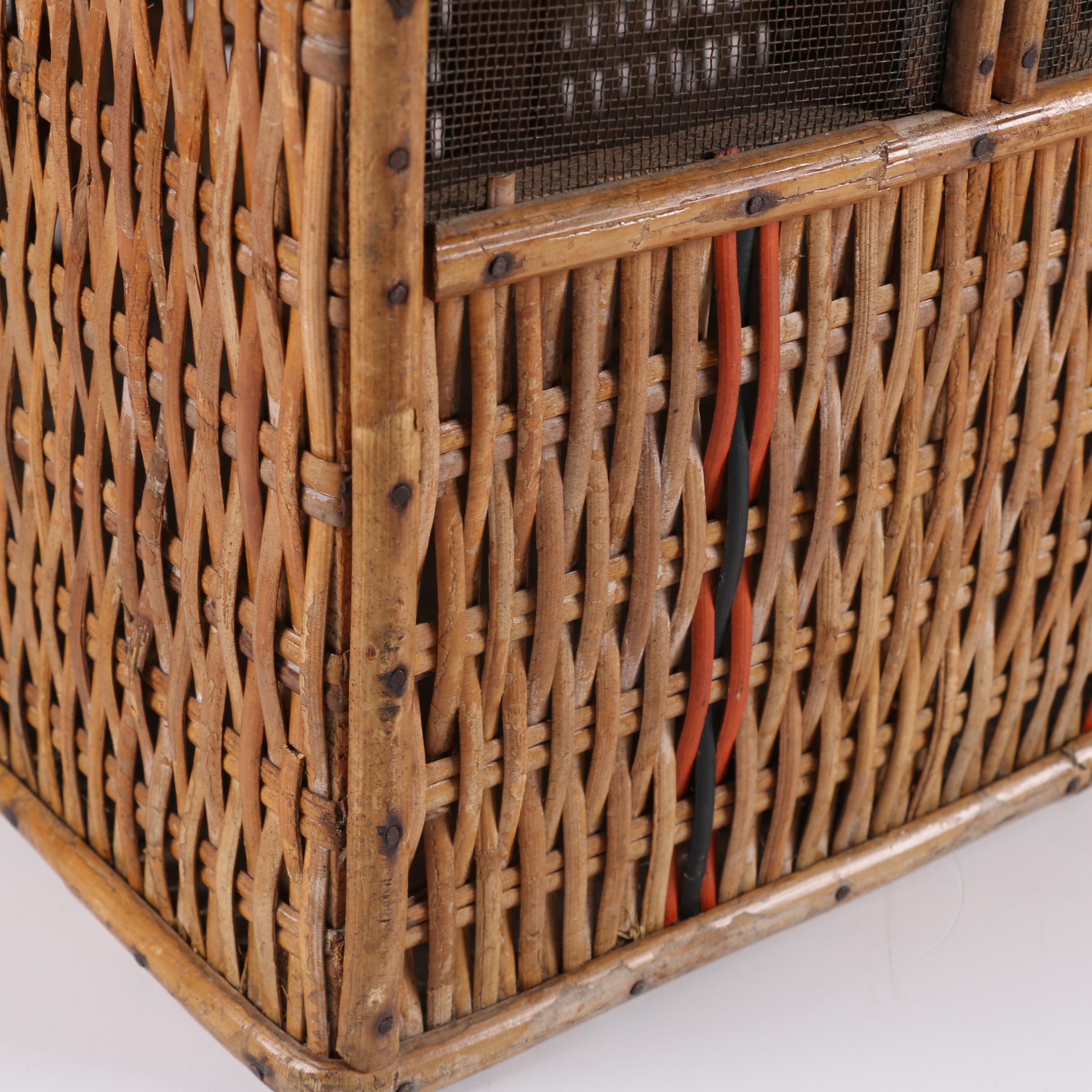 Handled Woven Bamboo Pigeon Basket