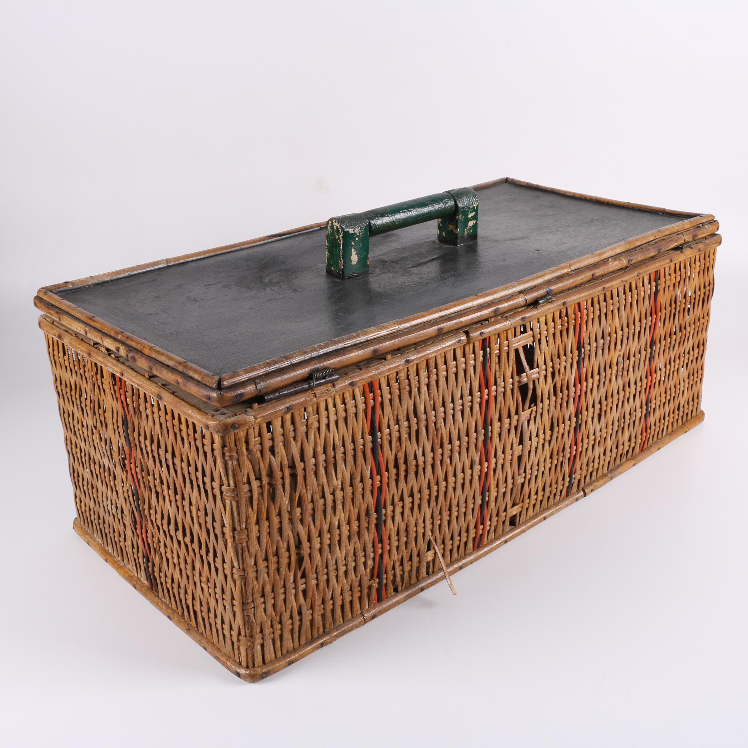 Handled Woven Bamboo Pigeon Basket
