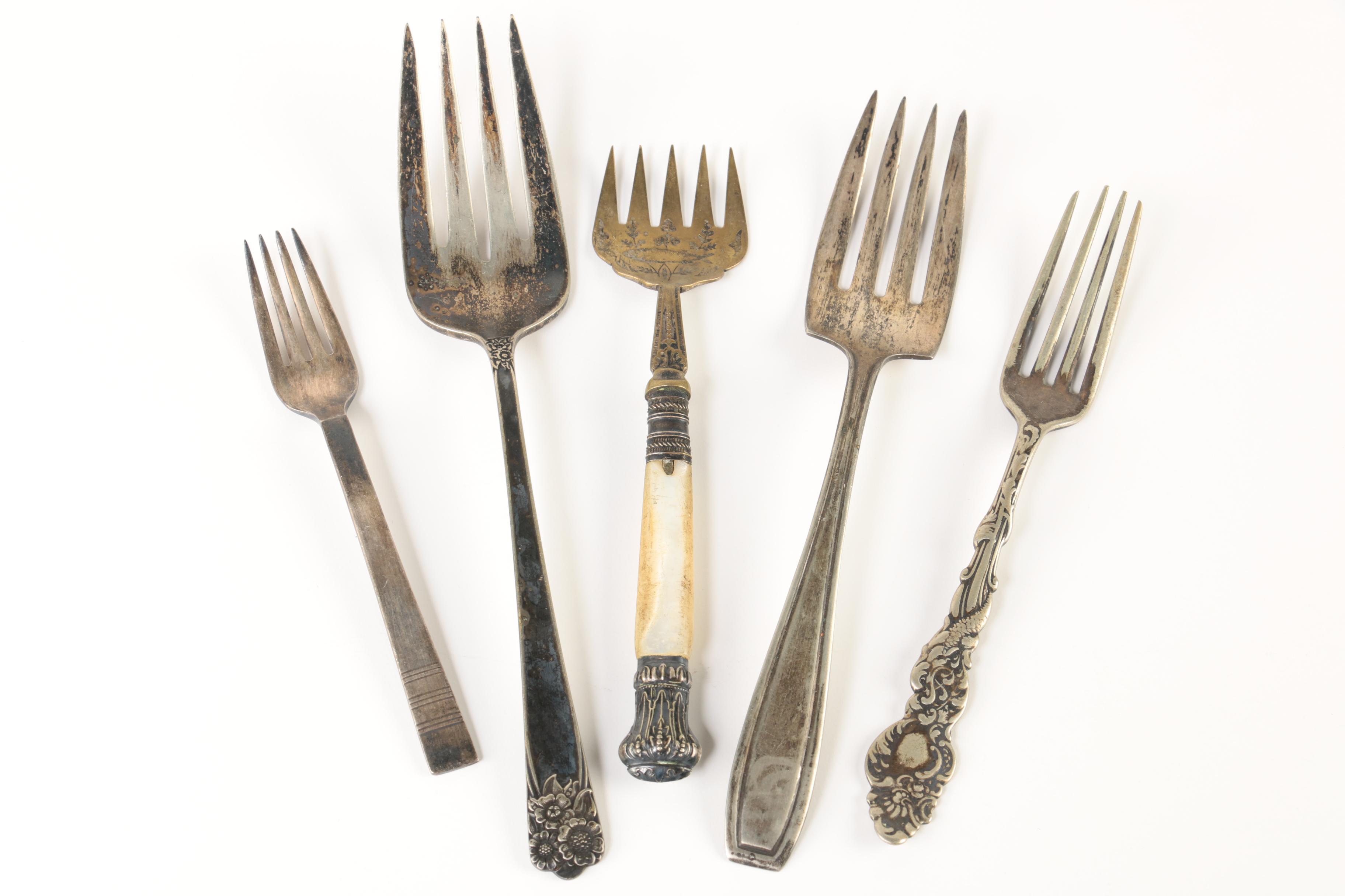 Holmes & Edwards "Hiawatha" Silver Plate Server and Assorted Silver Plate