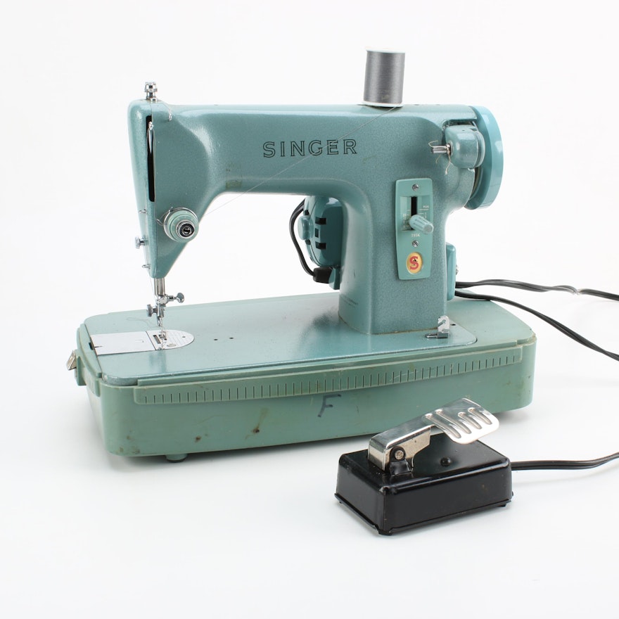 Vintage 285K Singer Sewing Machine