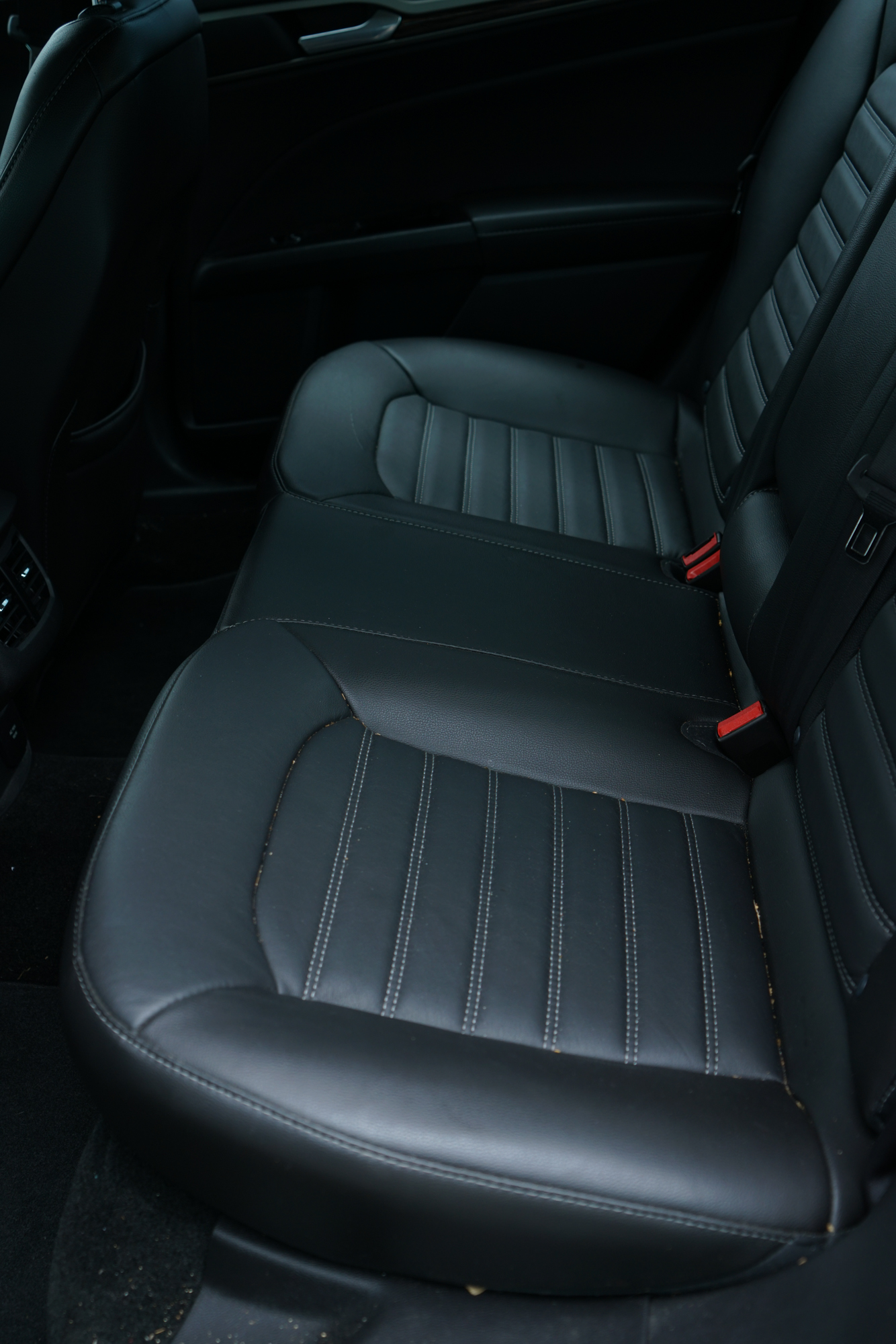 2013 Ford Fusion SE Hybrid Sedan