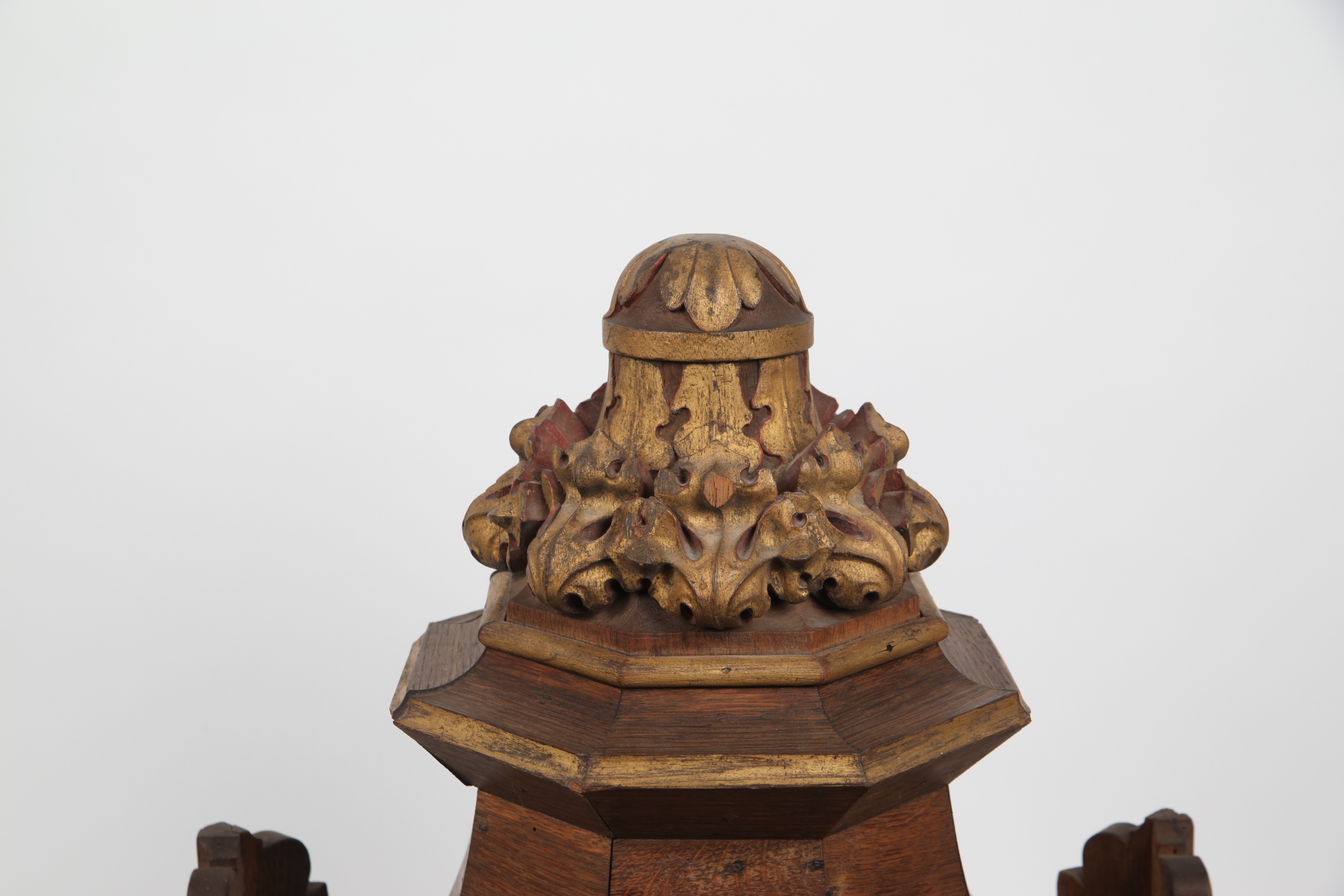 Gilt Accented Oak Architectural Molding