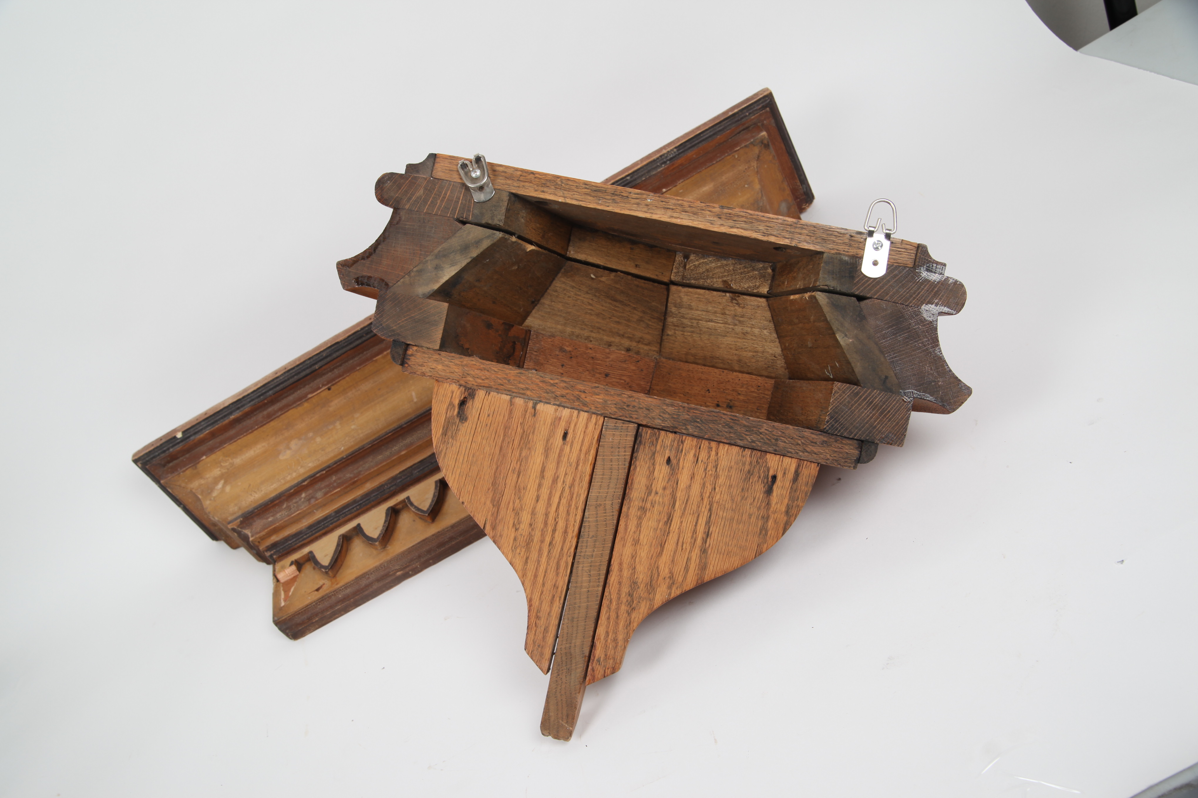 Antique Architectural Cornices