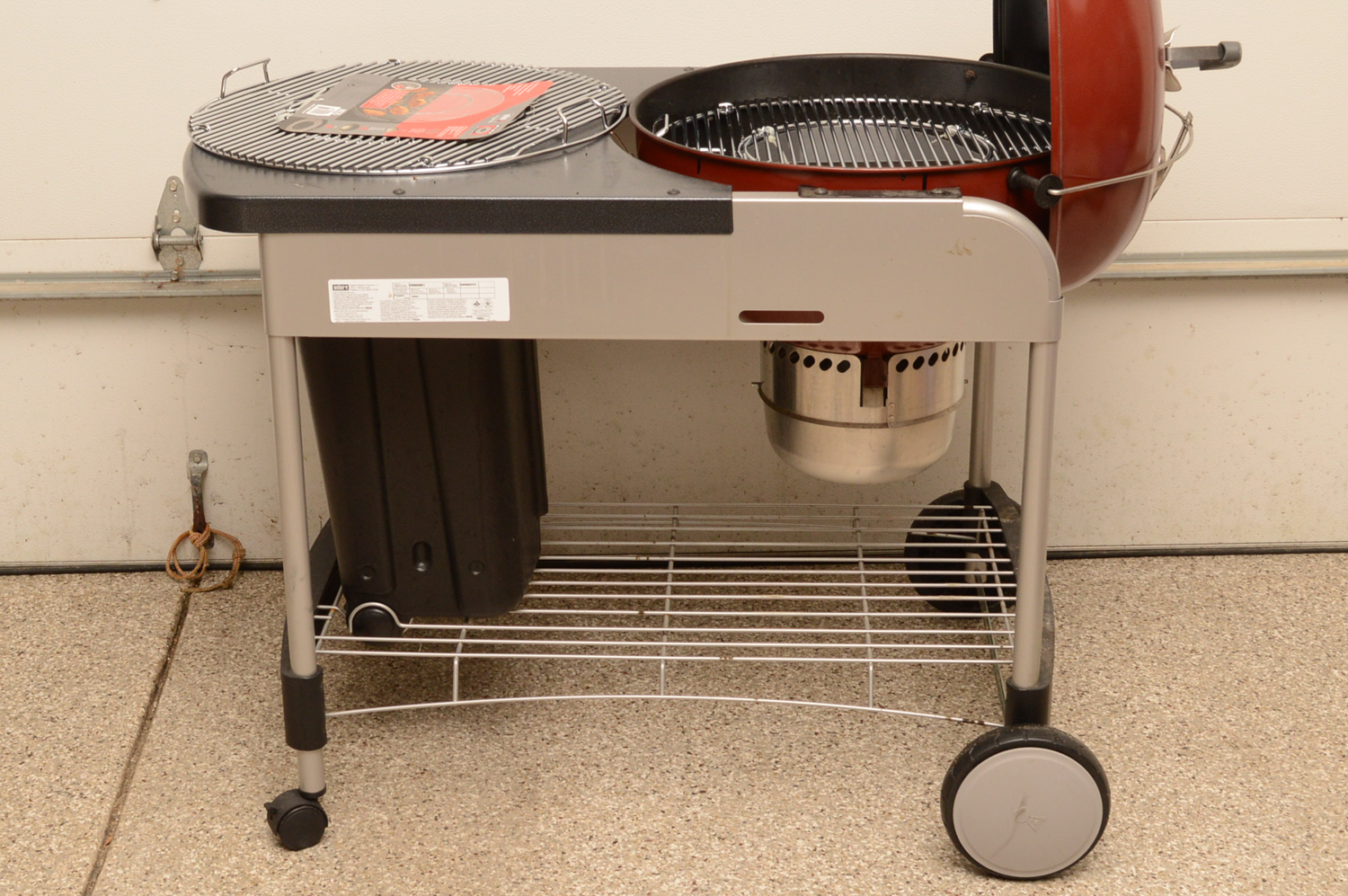 Weber "Performer" Deluxe Charcoal Grill with Electronic Gas Ignition