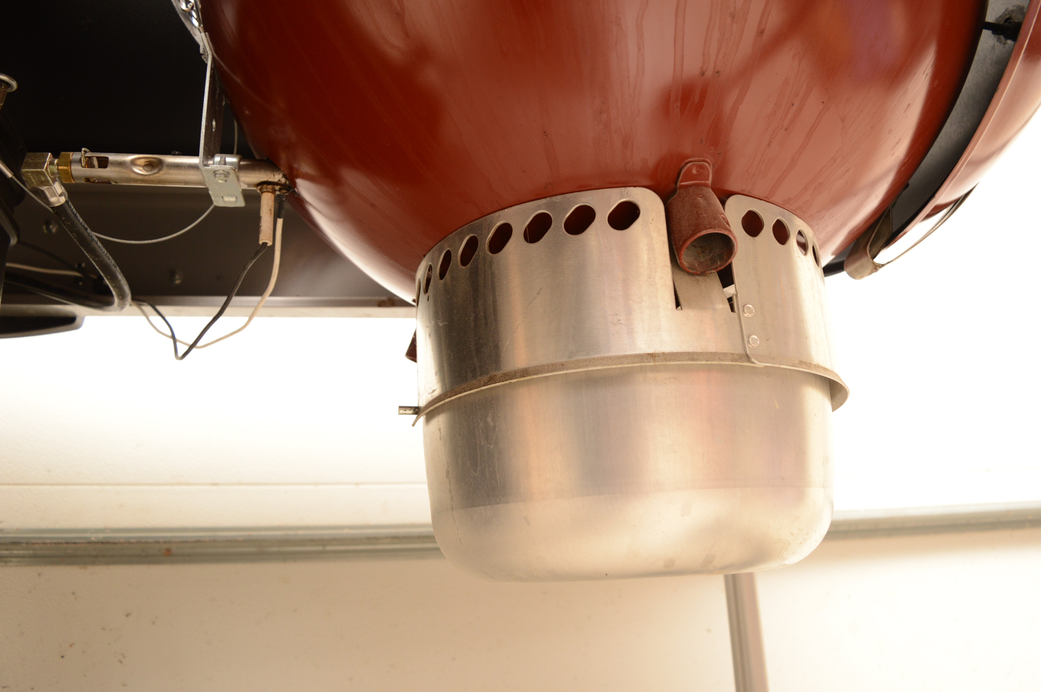 Weber "Performer" Deluxe Charcoal Grill with Electronic Gas Ignition