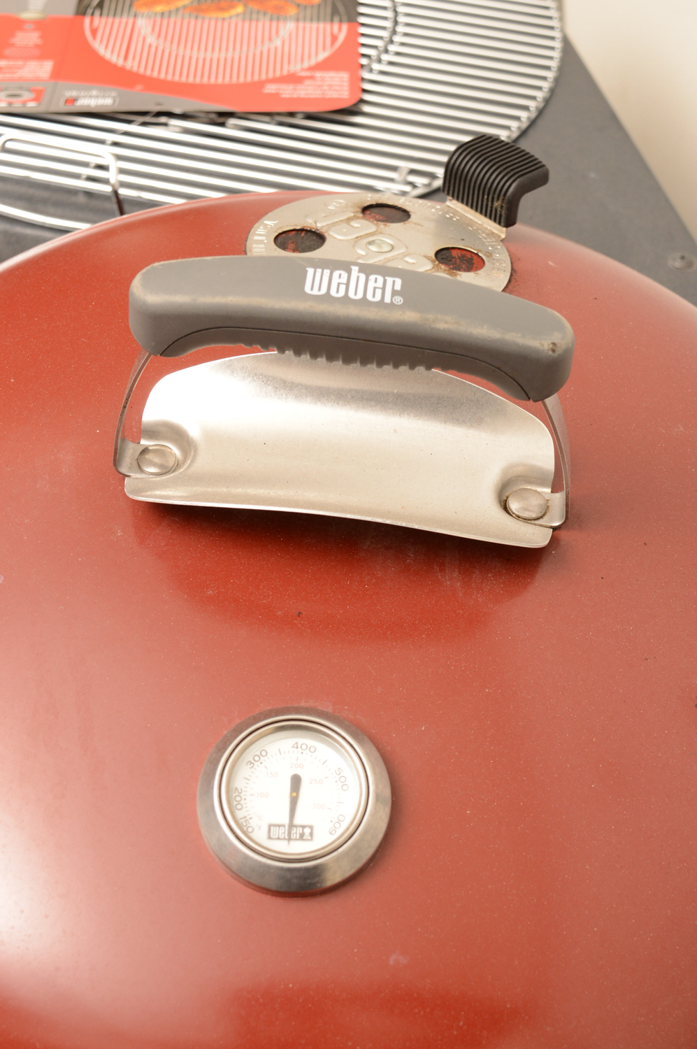 Weber "Performer" Deluxe Charcoal Grill with Electronic Gas Ignition