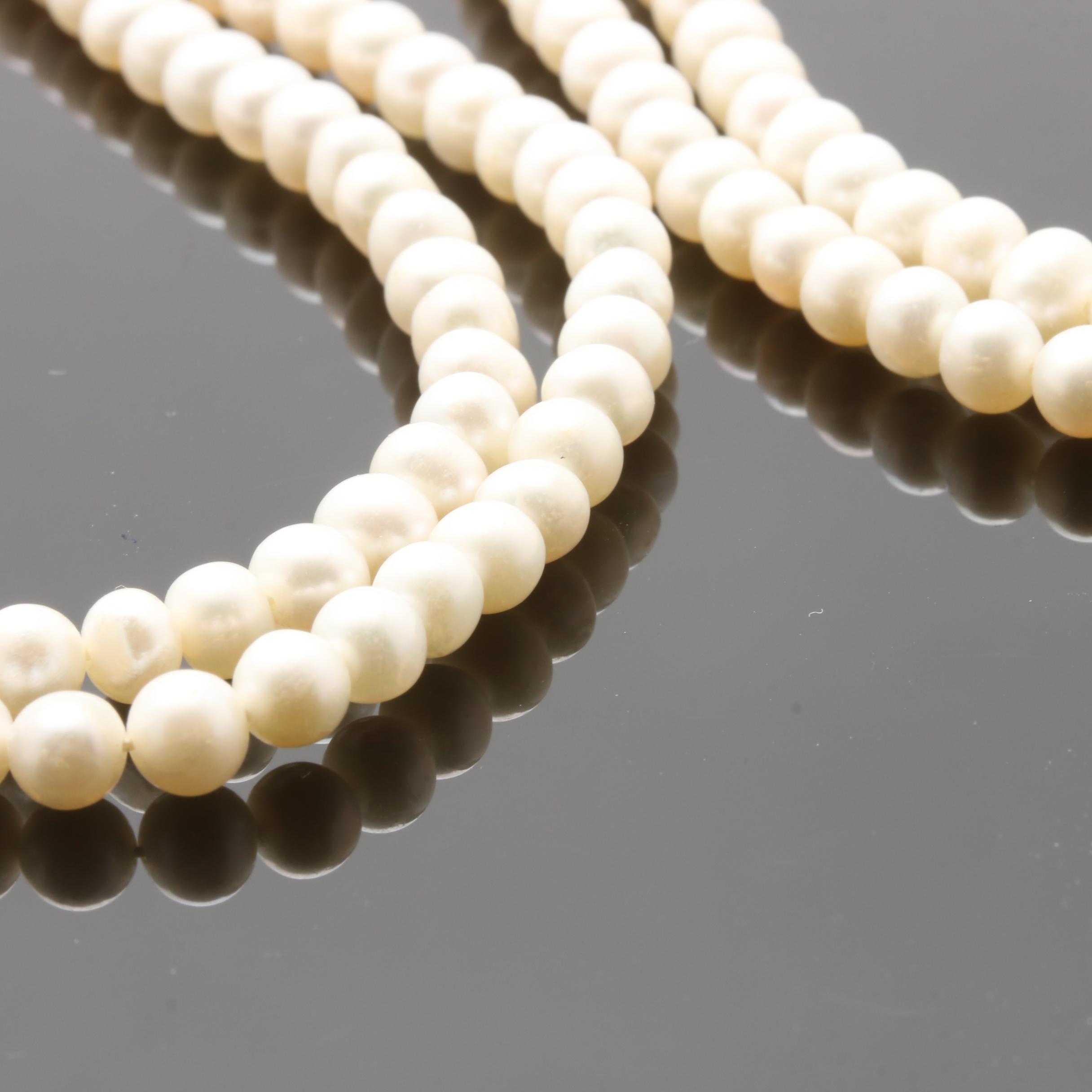 Cultured Freshwater Pearl Necklace