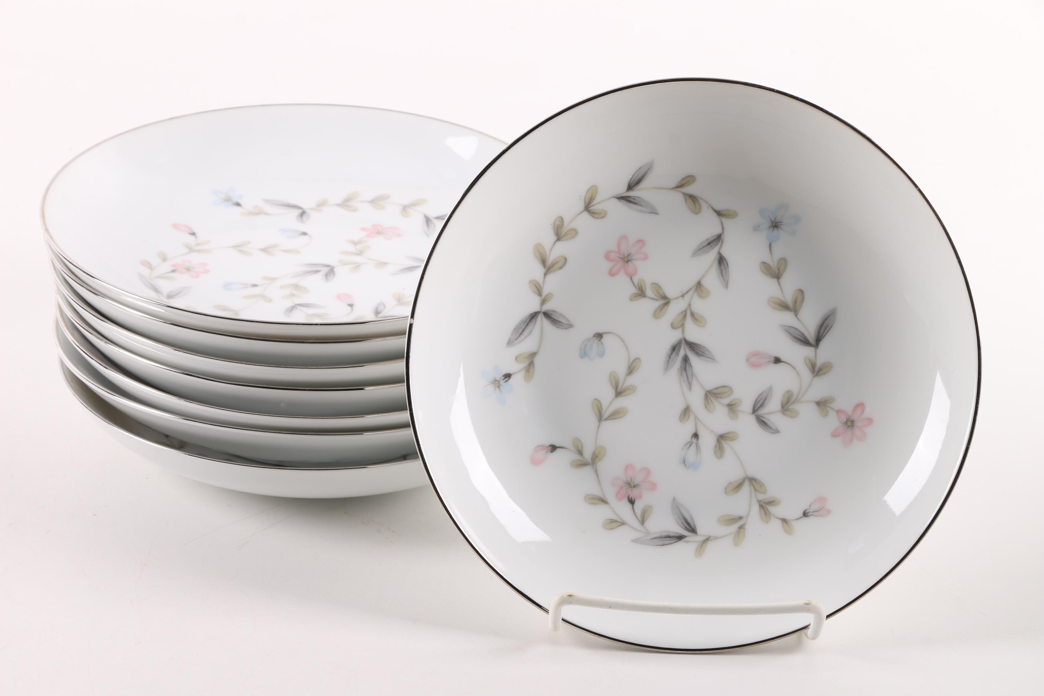Harmony House "Linda" Dinnerware