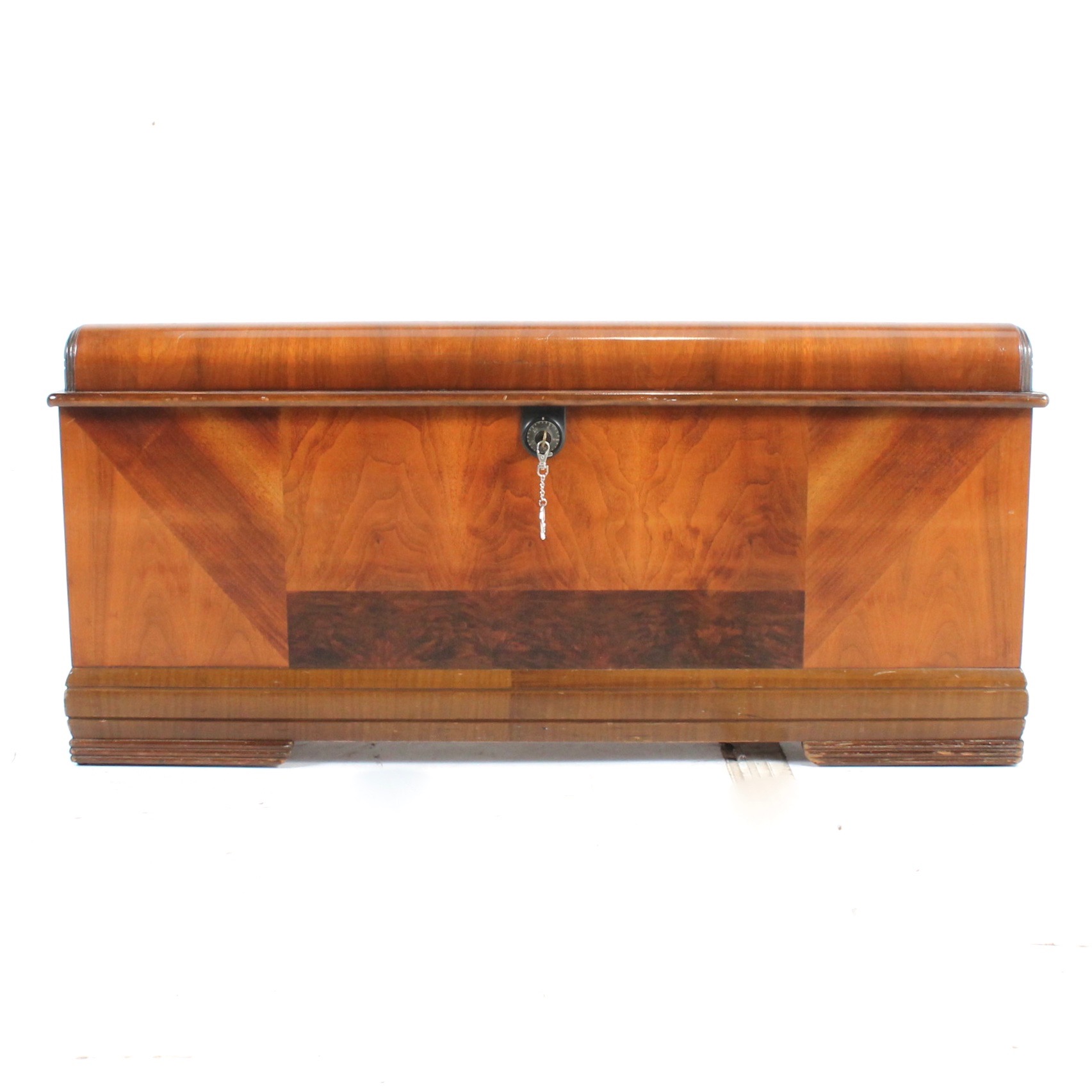 Vintage Cedar Hope Chest by Cavalier