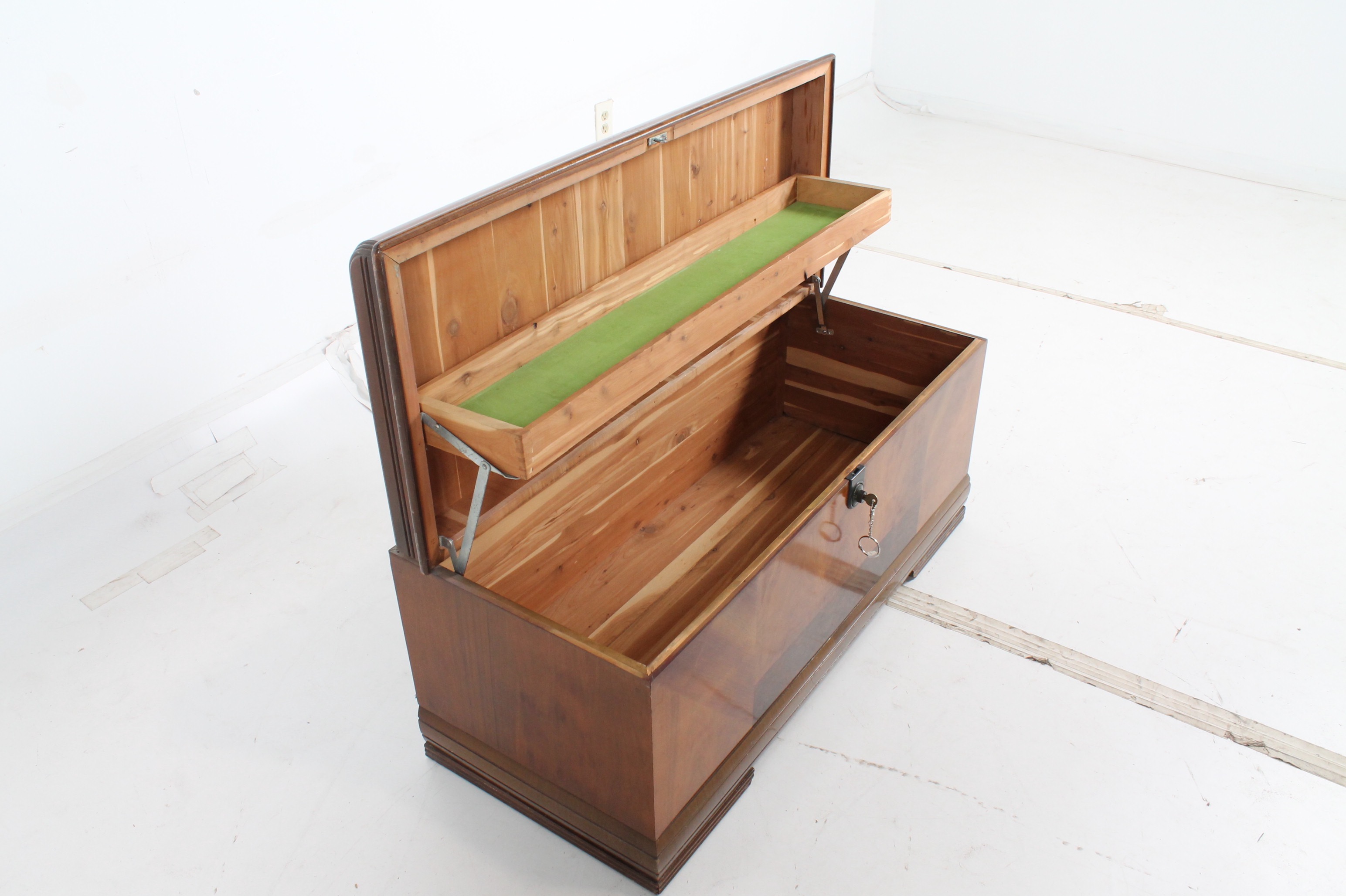 Vintage Cedar Hope Chest by Cavalier