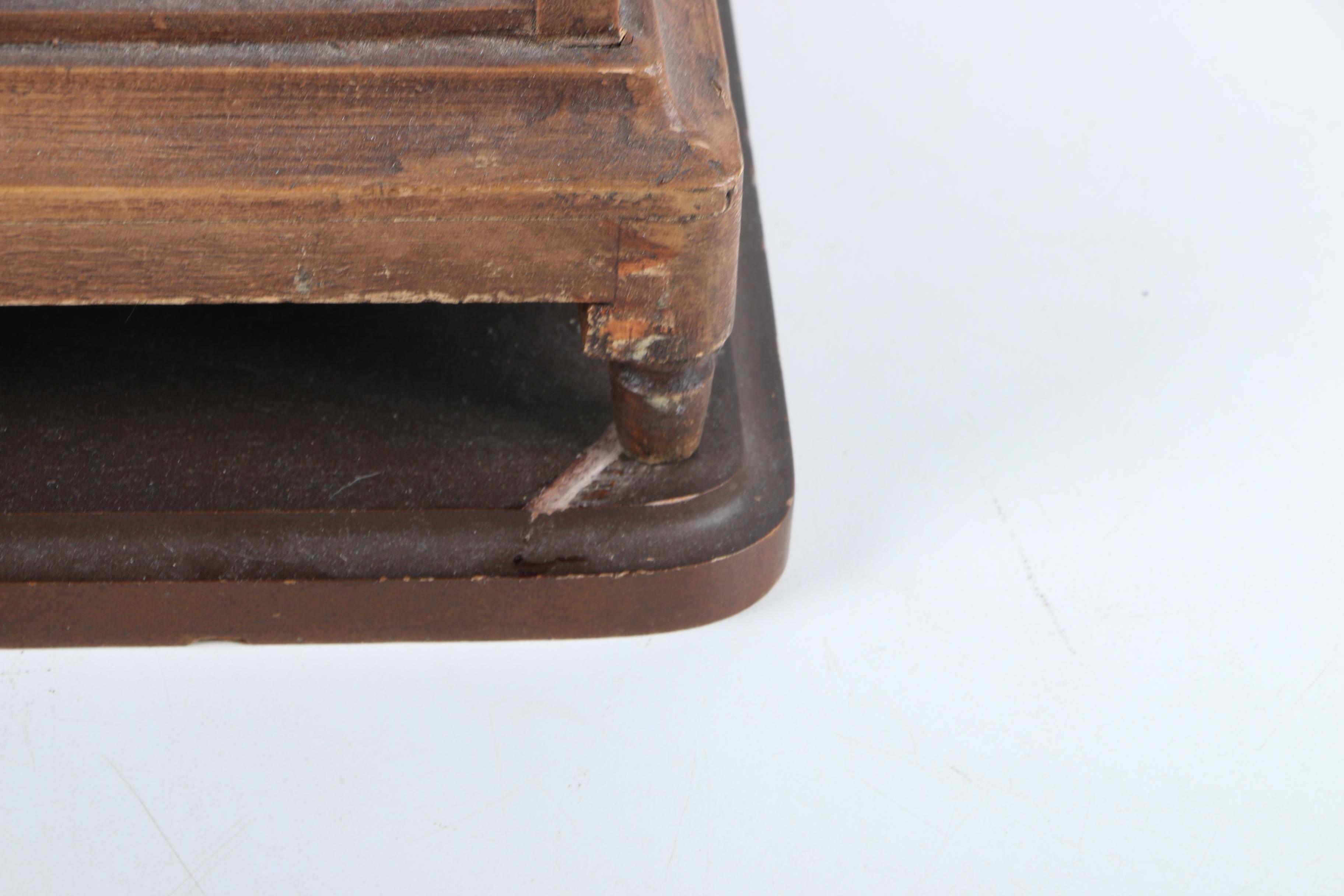 Decorative Birdcage Table Lamp