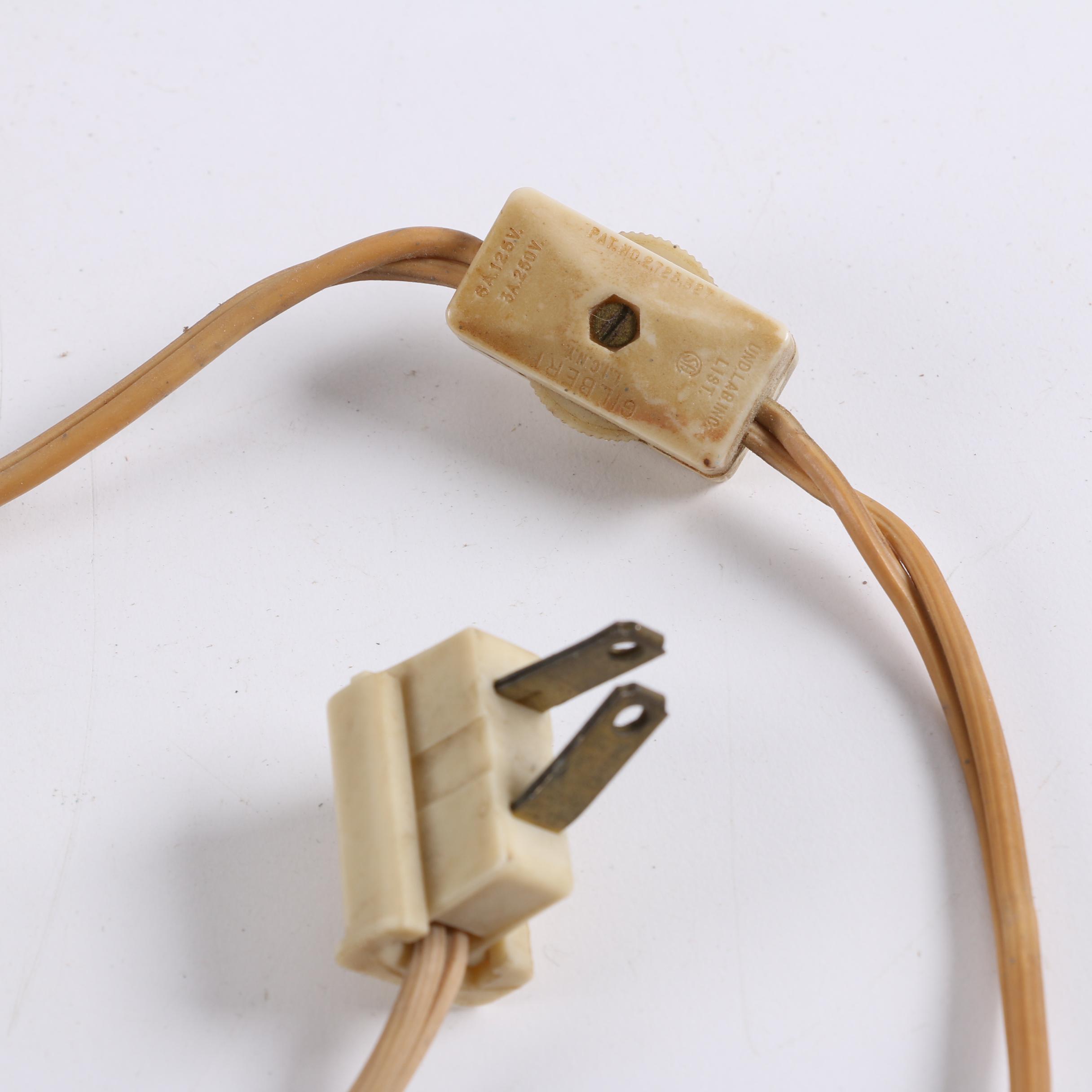 Vintage Pendant Light With Ruffled Glass Shades