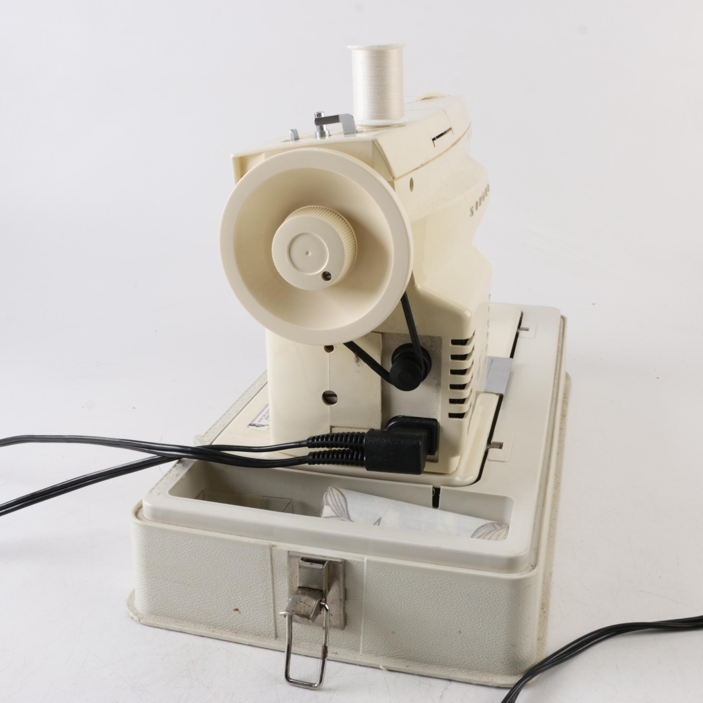 Vintage Singer "Fashion Mate 360" Portable Sewing Machine