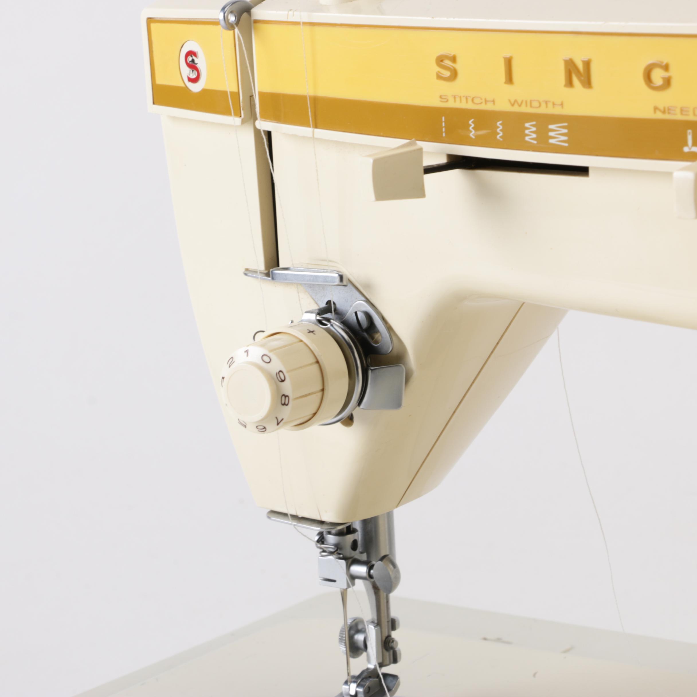 Vintage Singer "Fashion Mate 360" Portable Sewing Machine