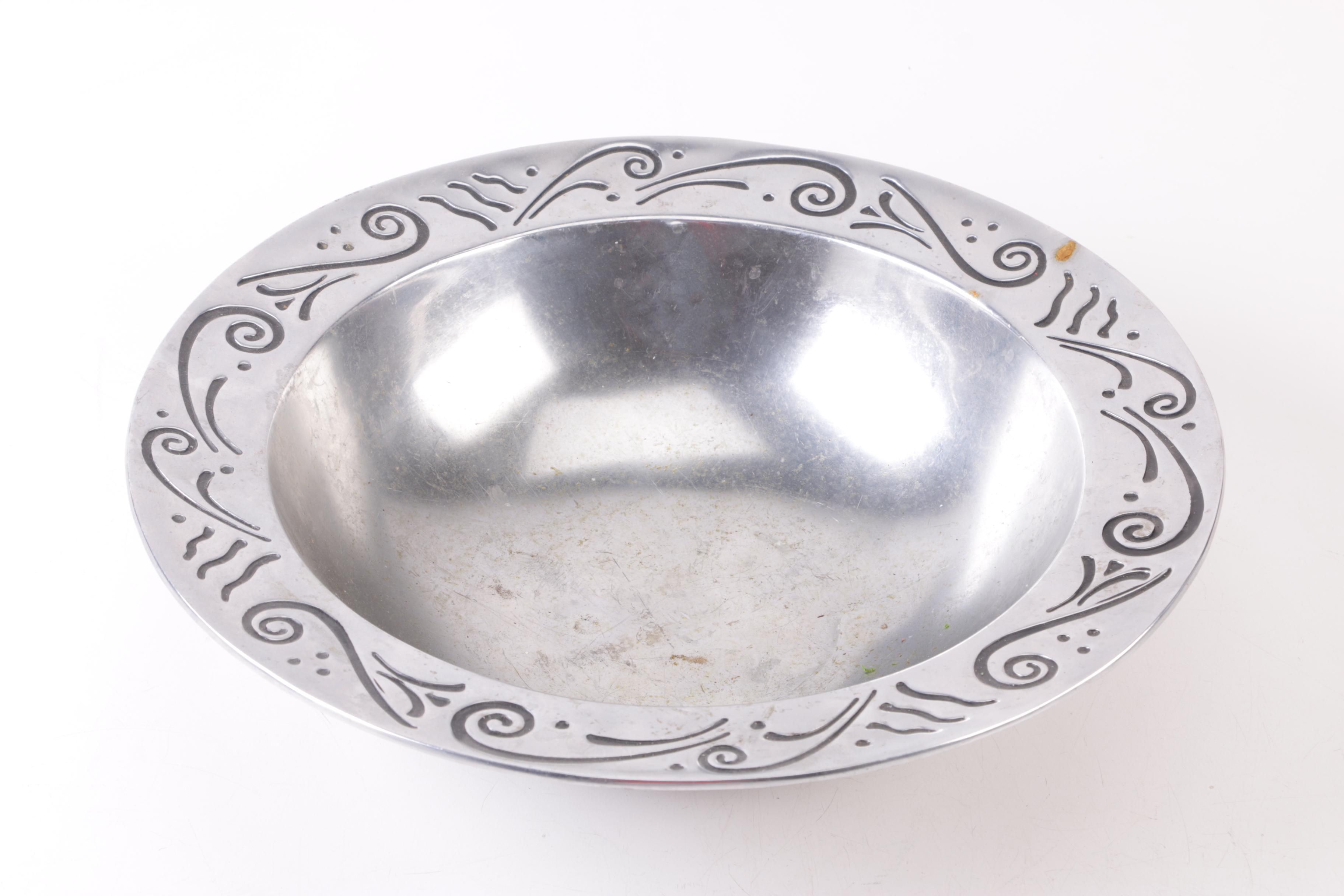 Lenox "Spyro" Metal Serveware and Utensils