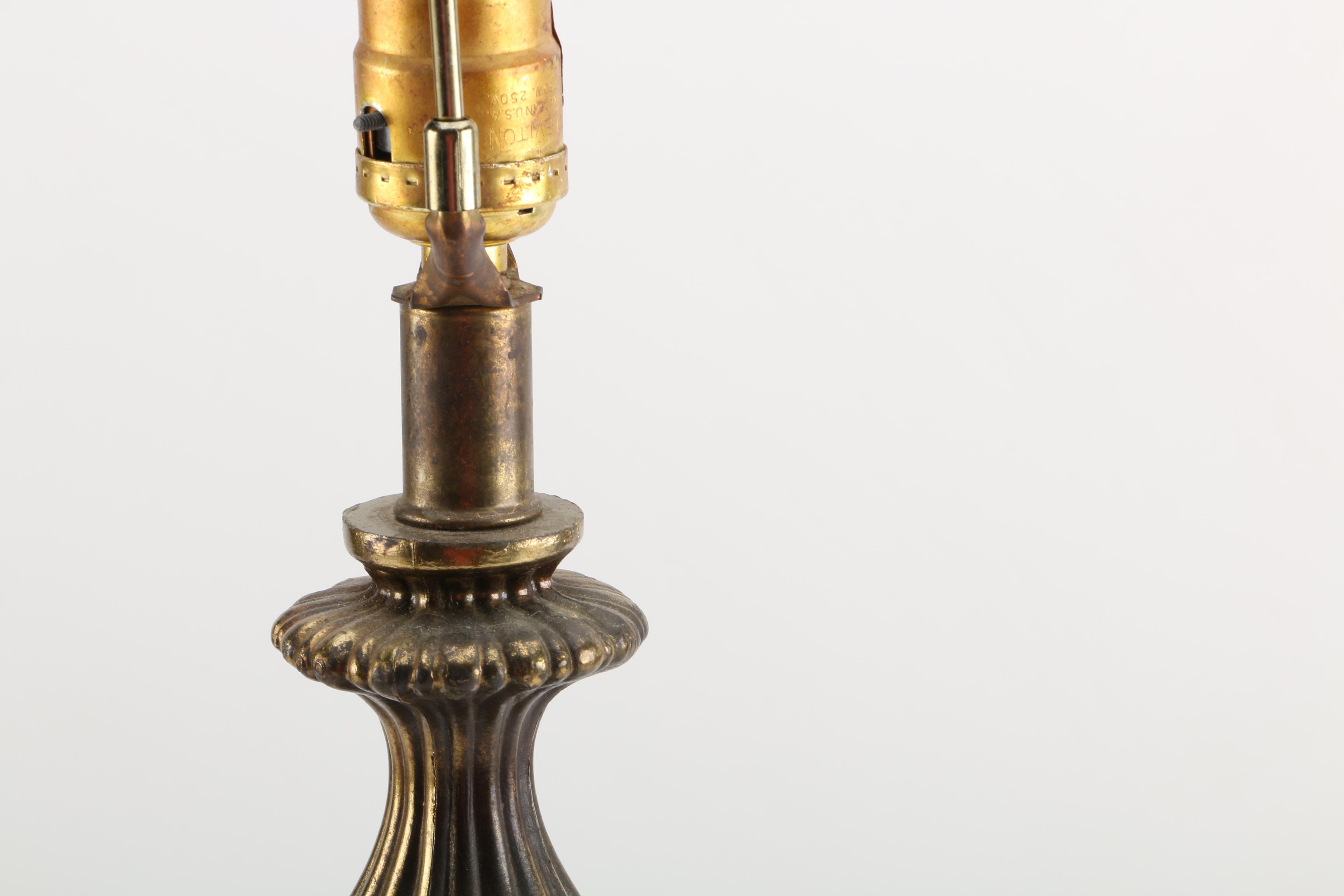 Vintage Deen Products Table Lamp