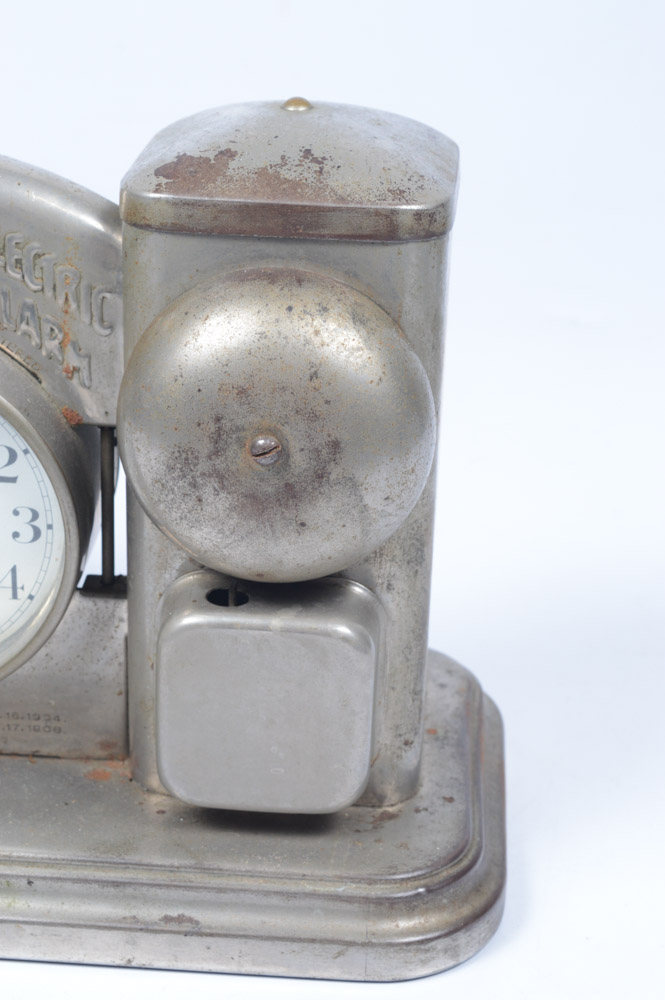 Antique Alarm Clock by Darche Mfg. Co.